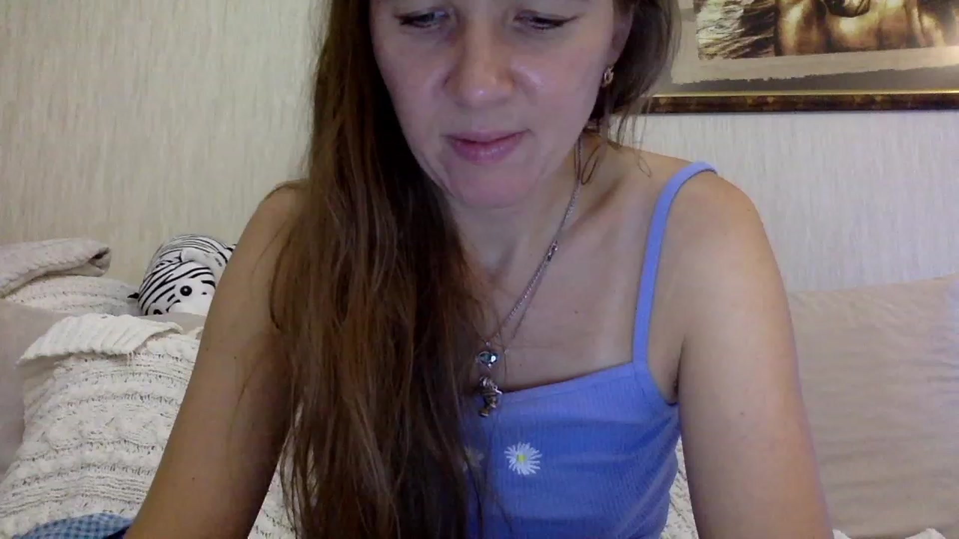 Gallery image thumbnail from KITTENGER's myfreecams stream on, 01/03/2023, 14:34 image 11 of 20