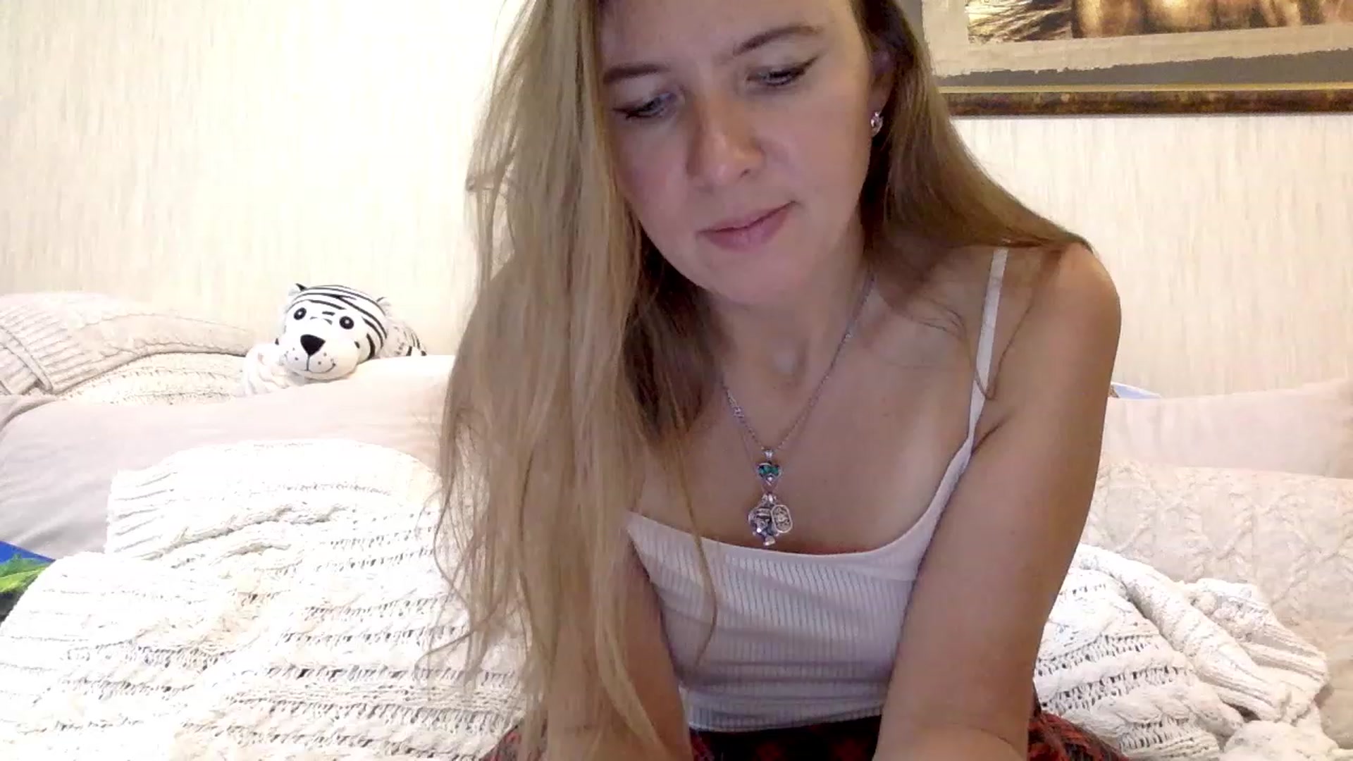 Gallery image thumbnail from KITTENGER's myfreecams stream on, 02/28/2023, 10:31 image 20 of 20