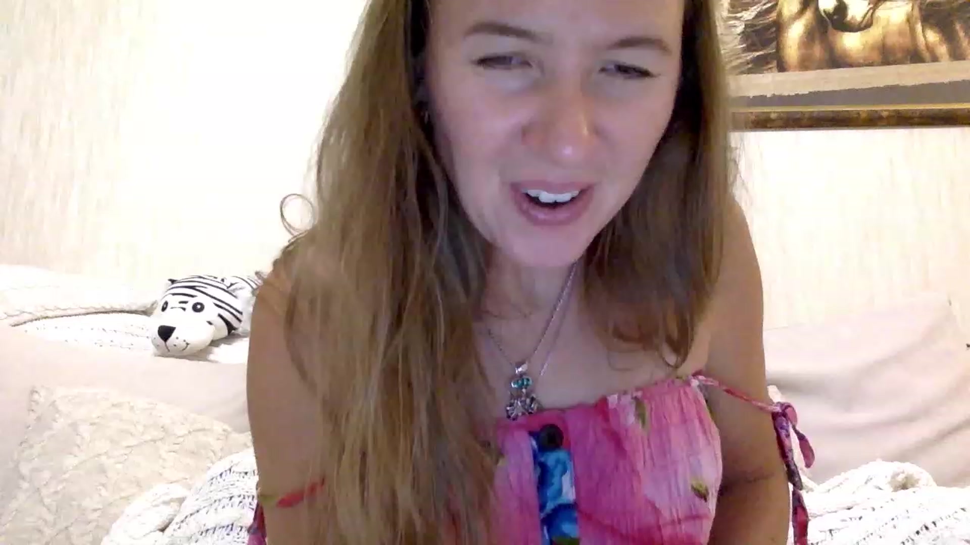 Gallery image thumbnail from KITTENGER's myfreecams stream on, 03/06/2023, 16:05 image 15 of 20