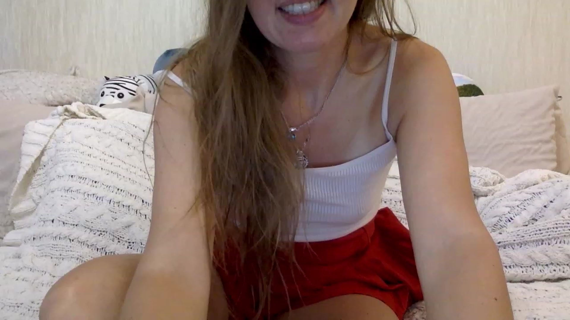 Gallery image thumbnail from KITTENGER's myfreecams stream on, 03/11/2023, 14:50 image 7 of 20