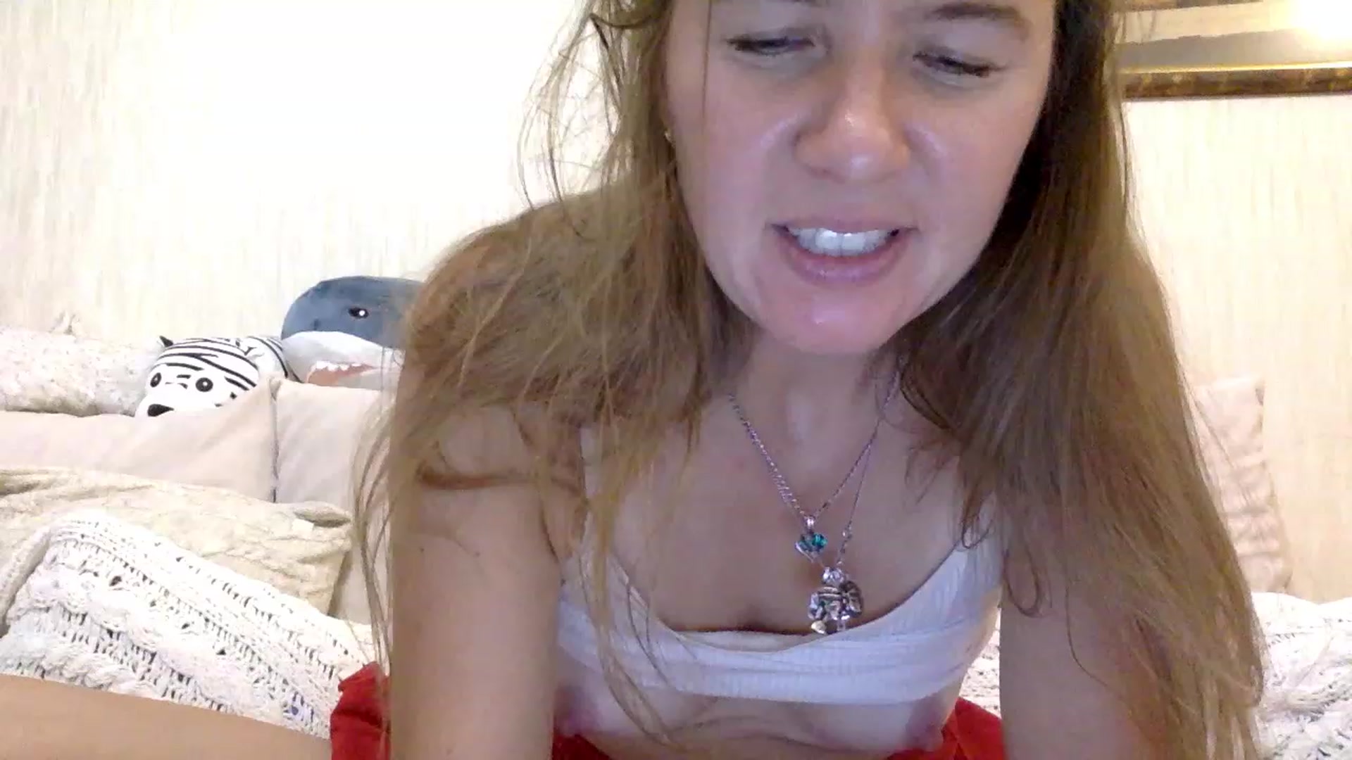 Gallery image thumbnail from KITTENGER's myfreecams stream on, 03/11/2023, 15:24 image 7 of 20