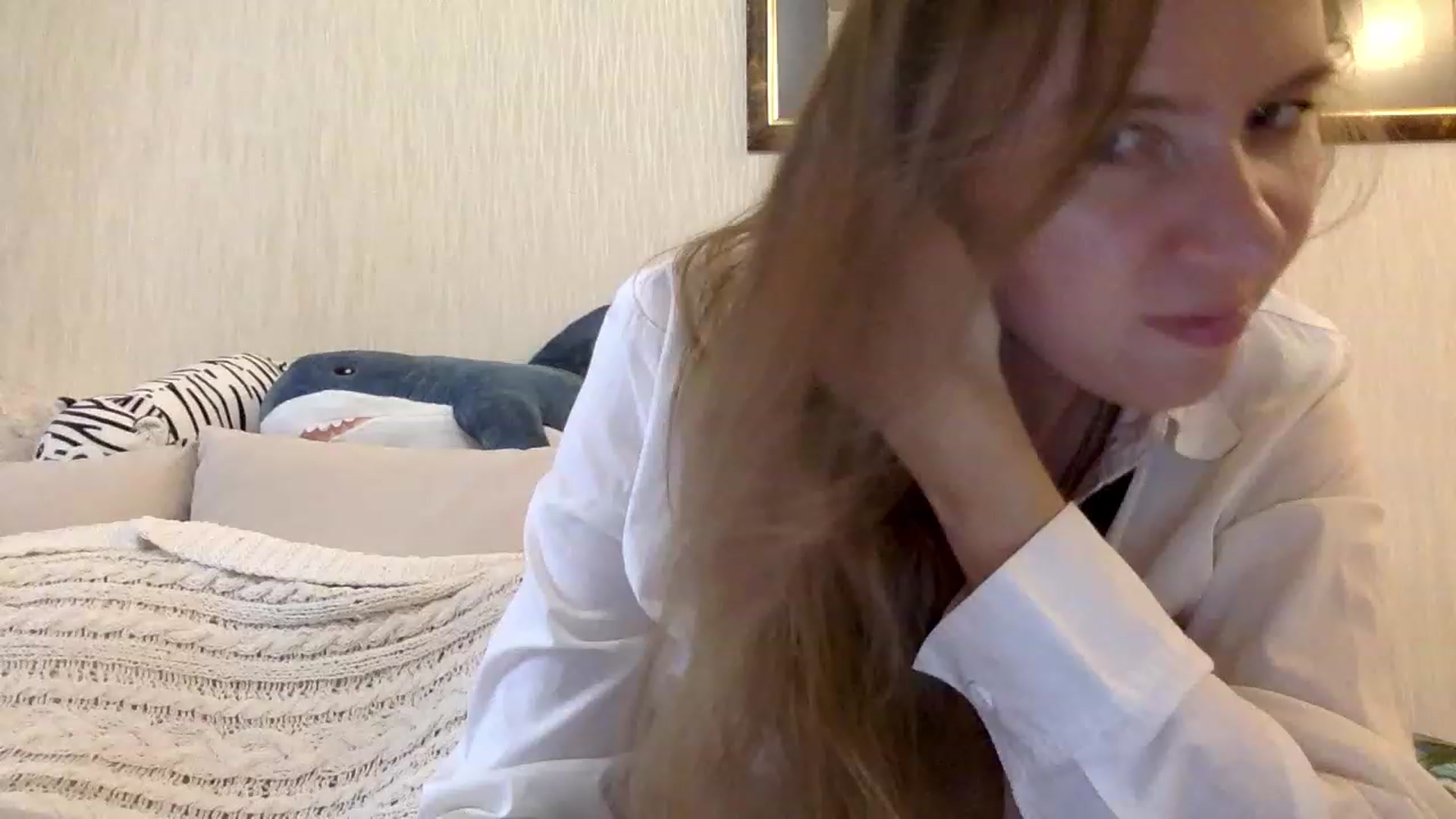 Gallery image thumbnail from KITTENGER's myfreecams stream on, 03/16/2023, 13:12 image 17 of 20