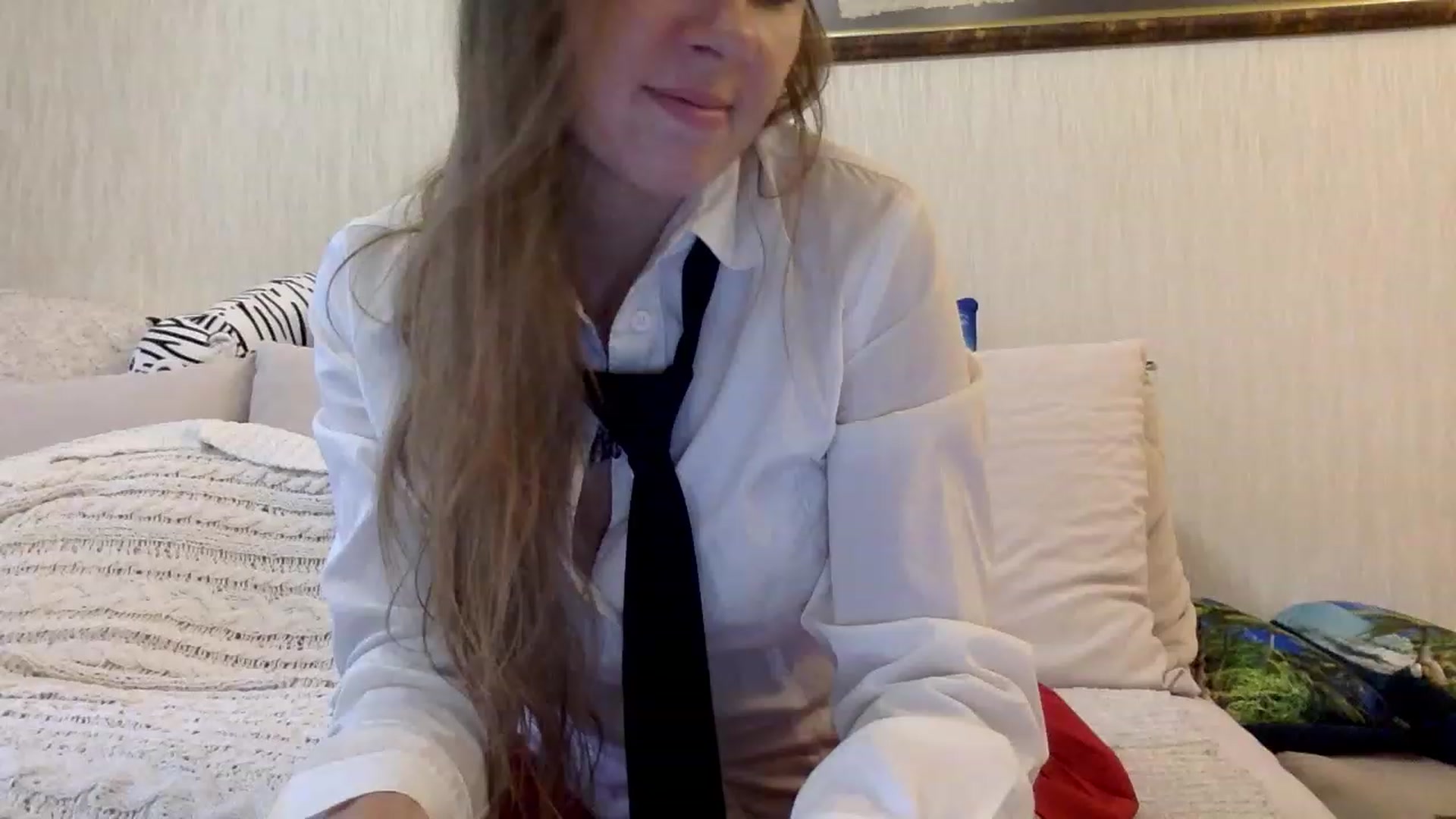 Gallery image thumbnail from KITTENGER's myfreecams stream on, 03/16/2023, 13:50 image 17 of 20