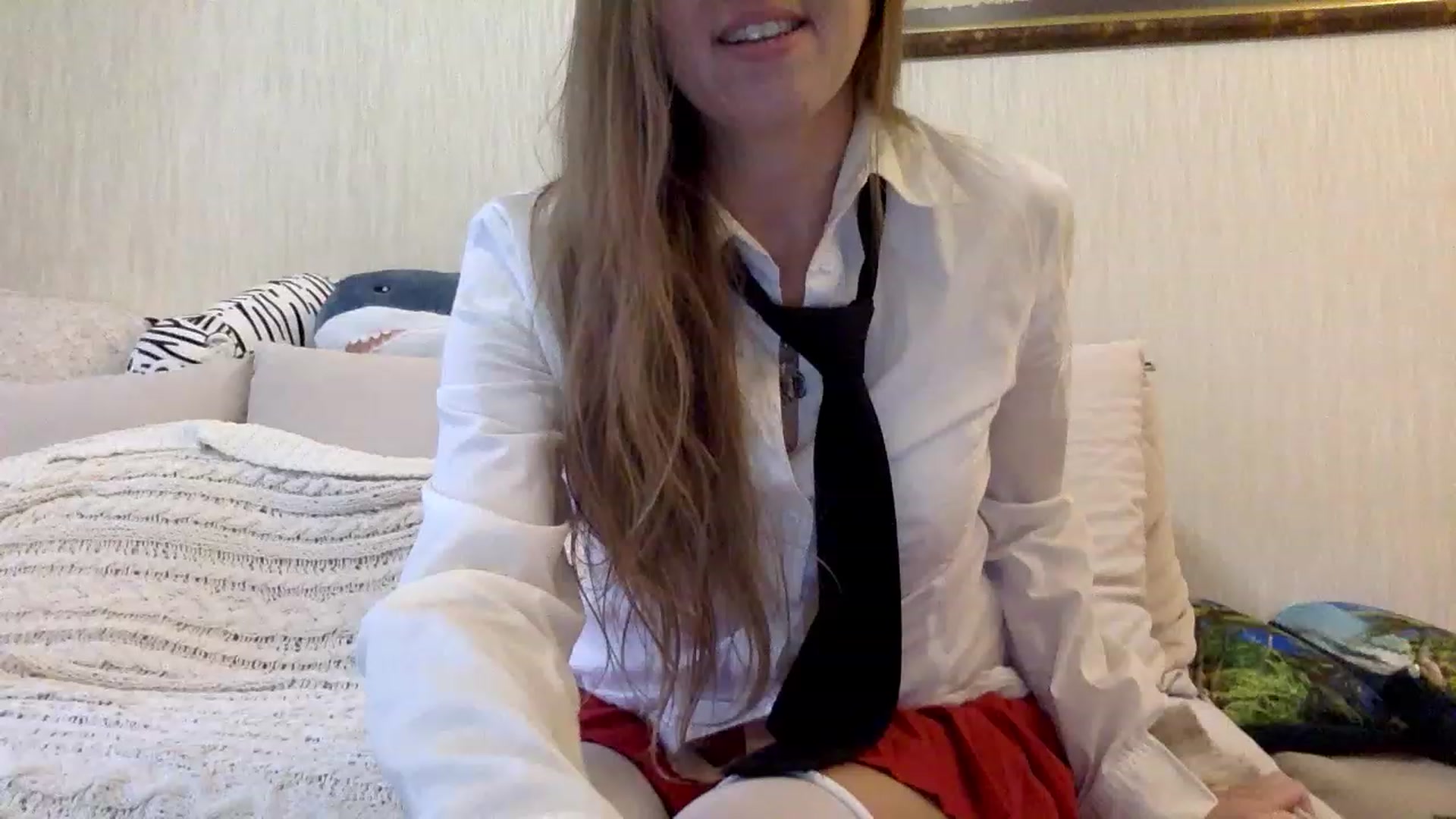Gallery image thumbnail from KITTENGER's myfreecams stream on, 03/16/2023, 13:50 image 6 of 20