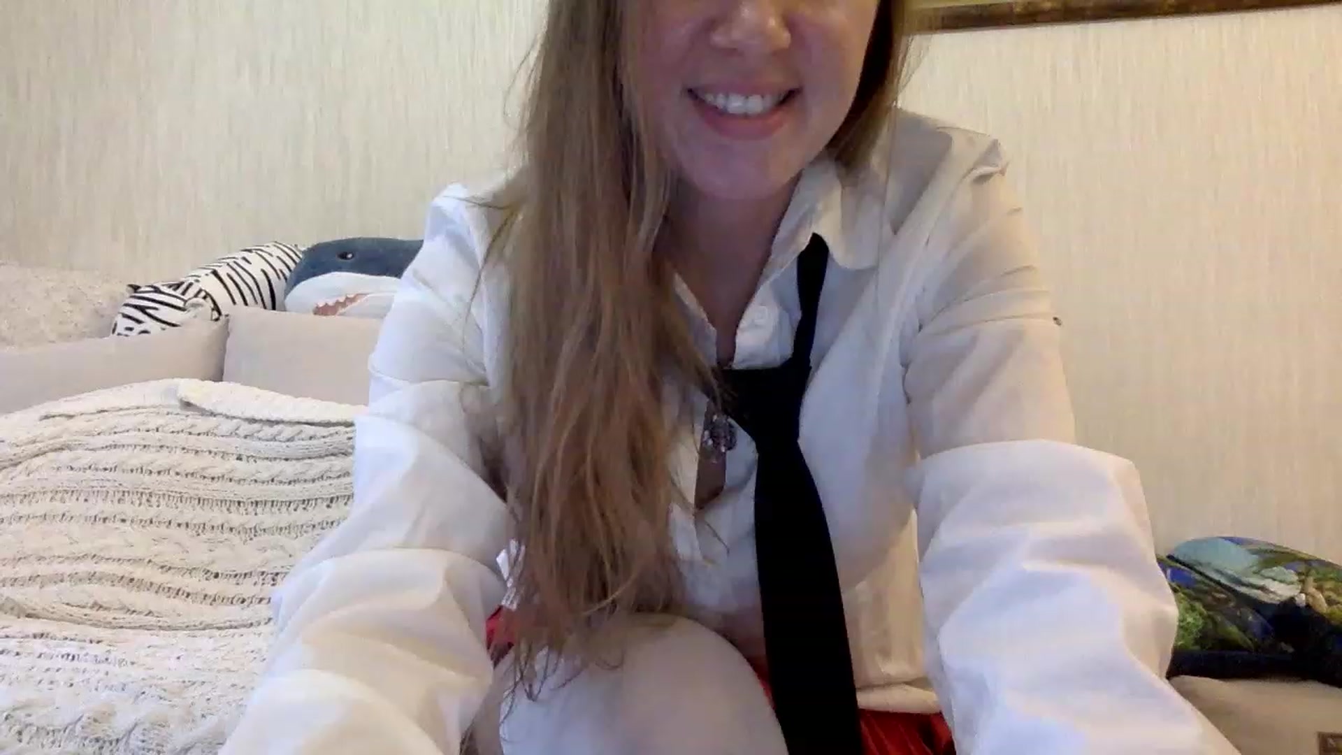 Gallery image thumbnail from KITTENGER's myfreecams stream on, 03/16/2023, 13:50 image 4 of 20