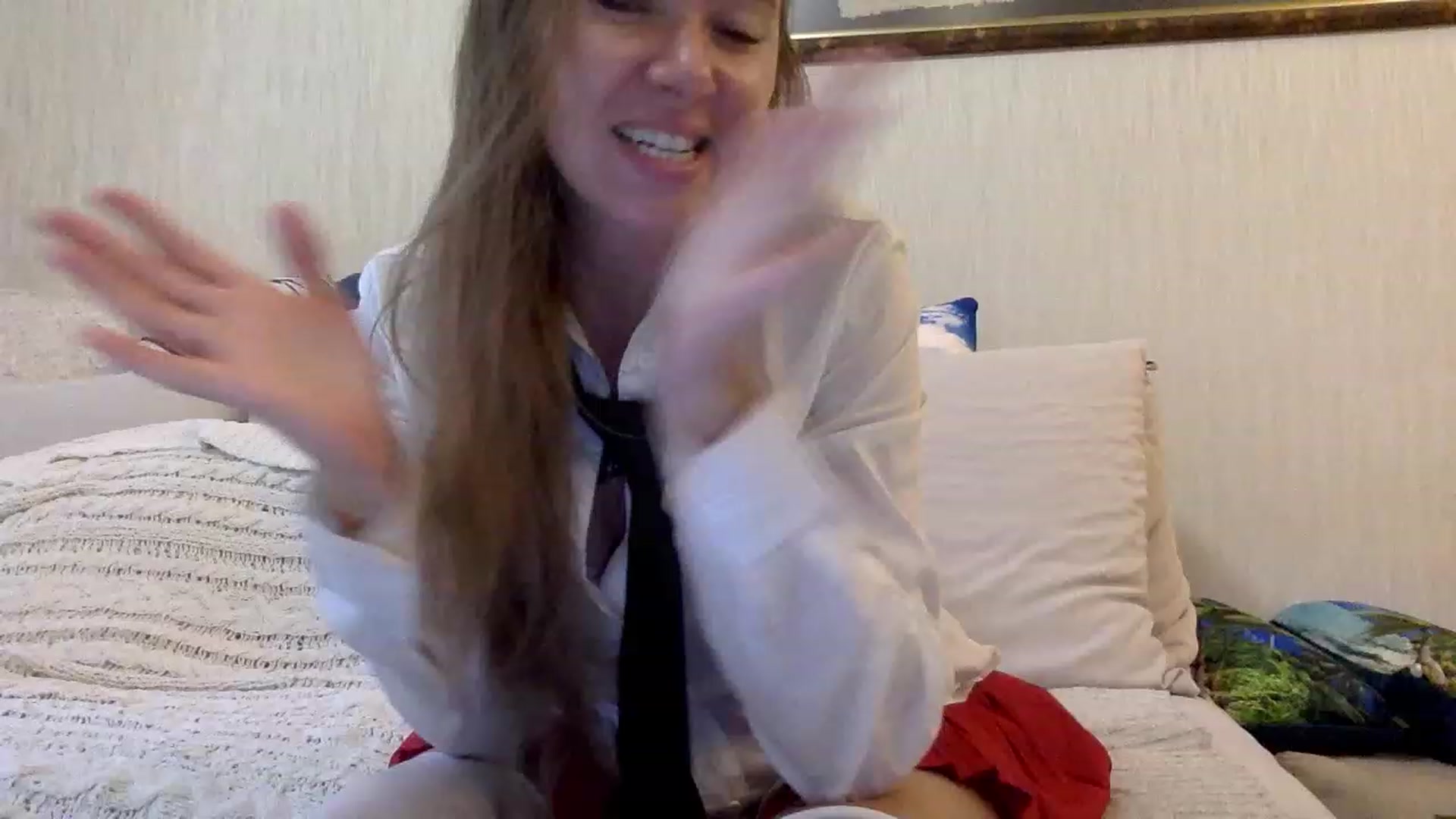 Gallery image thumbnail from KITTENGER's myfreecams stream on, 03/16/2023, 13:50 image 14 of 20