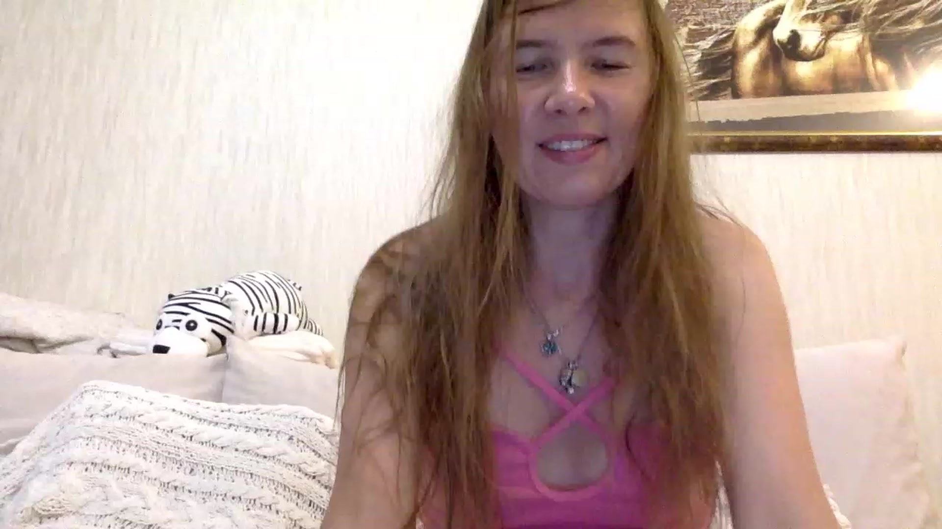 Gallery image thumbnail from KITTENGER's myfreecams stream on, 05/20/2023, 17:02 image 14 of 20