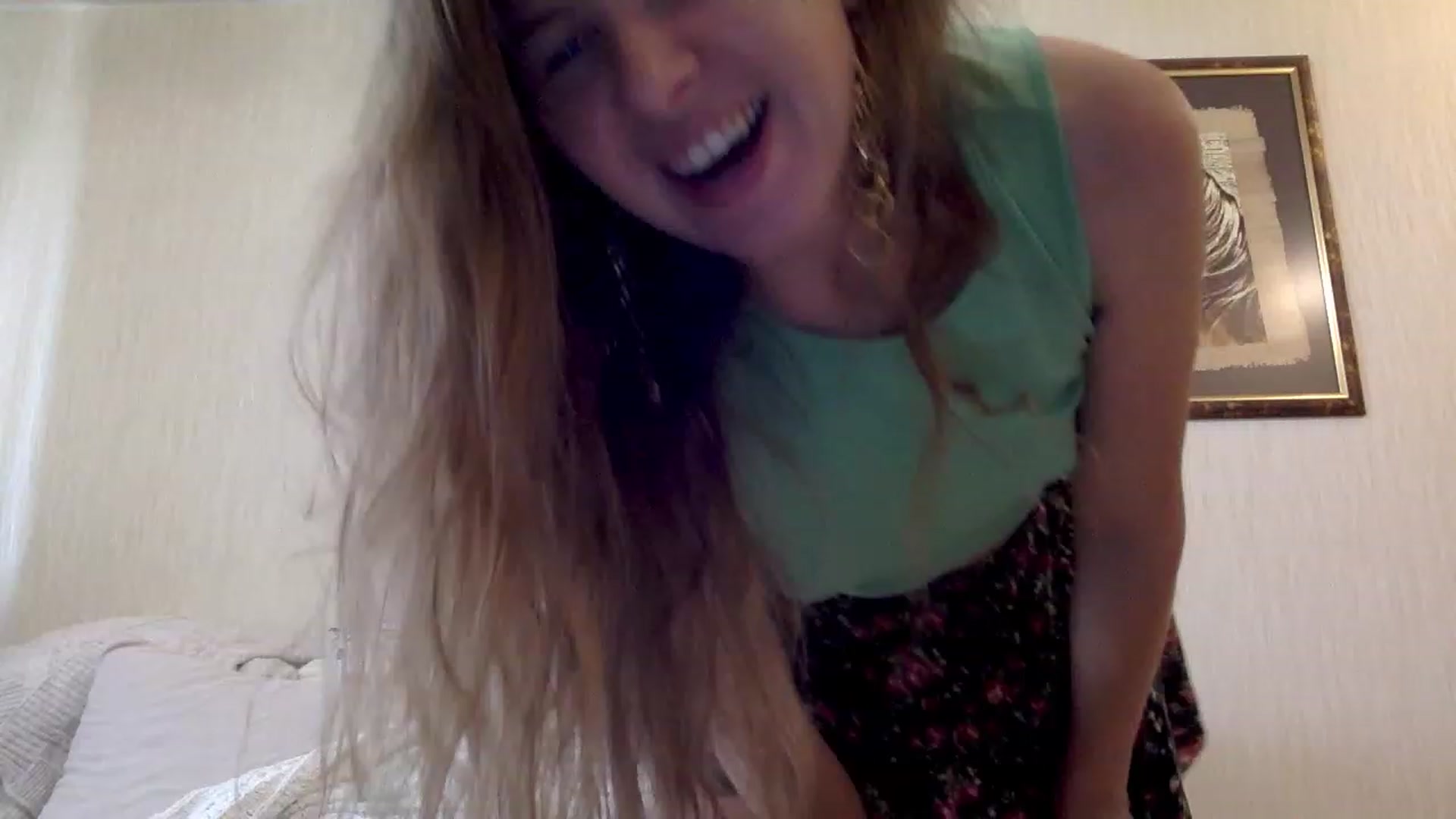 Gallery image thumbnail from KITTENGER's myfreecams stream on, 05/30/2023, 12:50 image 11 of 20