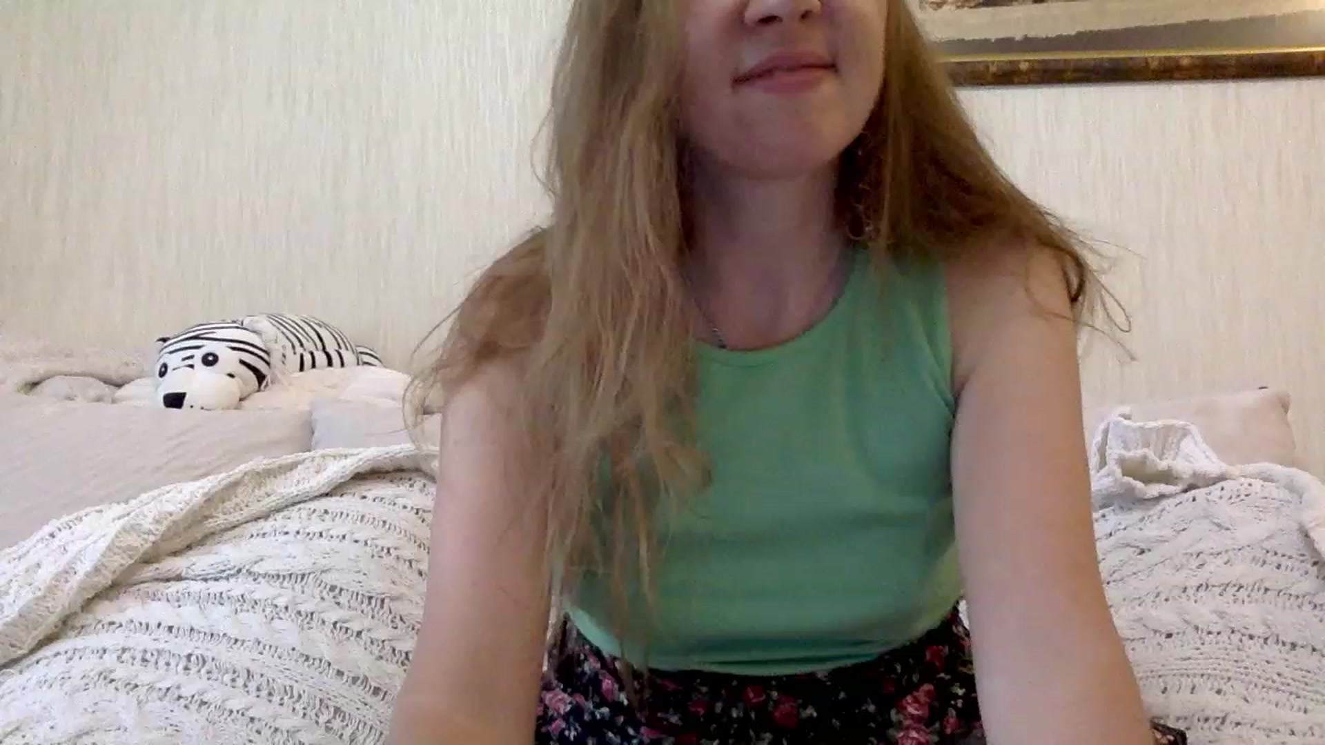 Gallery image thumbnail from KITTENGER's myfreecams stream on, 05/30/2023, 12:50 image 16 of 20