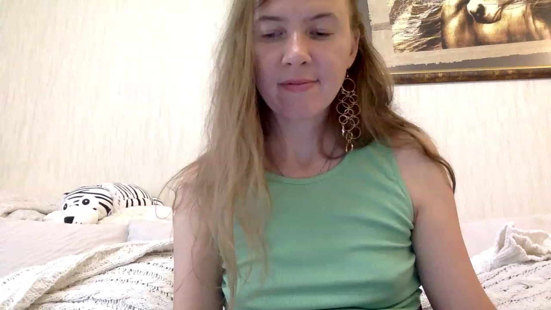 Gallery image thumbnail from KITTENGER's myfreecams stream on, 05/30/2023, 12:50 image 19 of 20