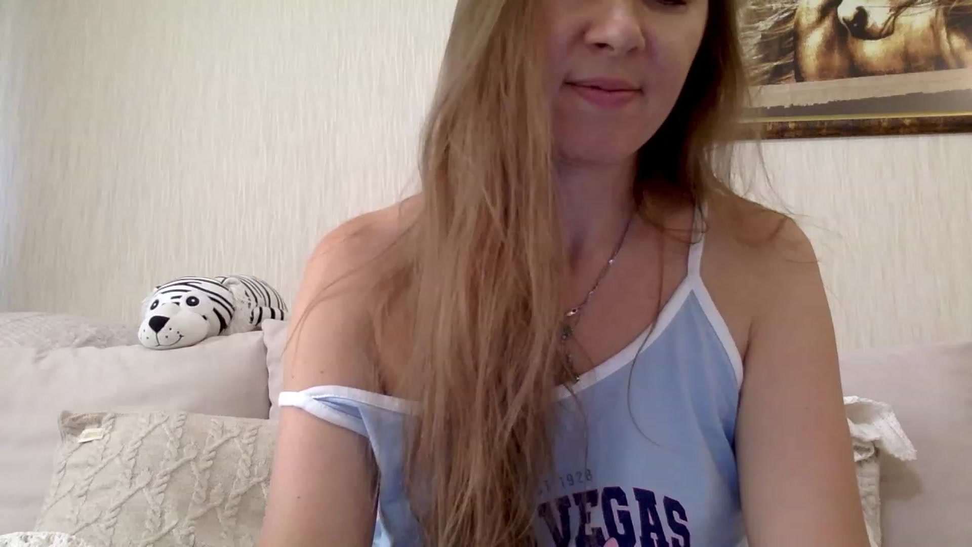 Gallery image thumbnail from KITTENGER's myfreecams stream on, 06/09/2023, 16:43 image 4 of 20