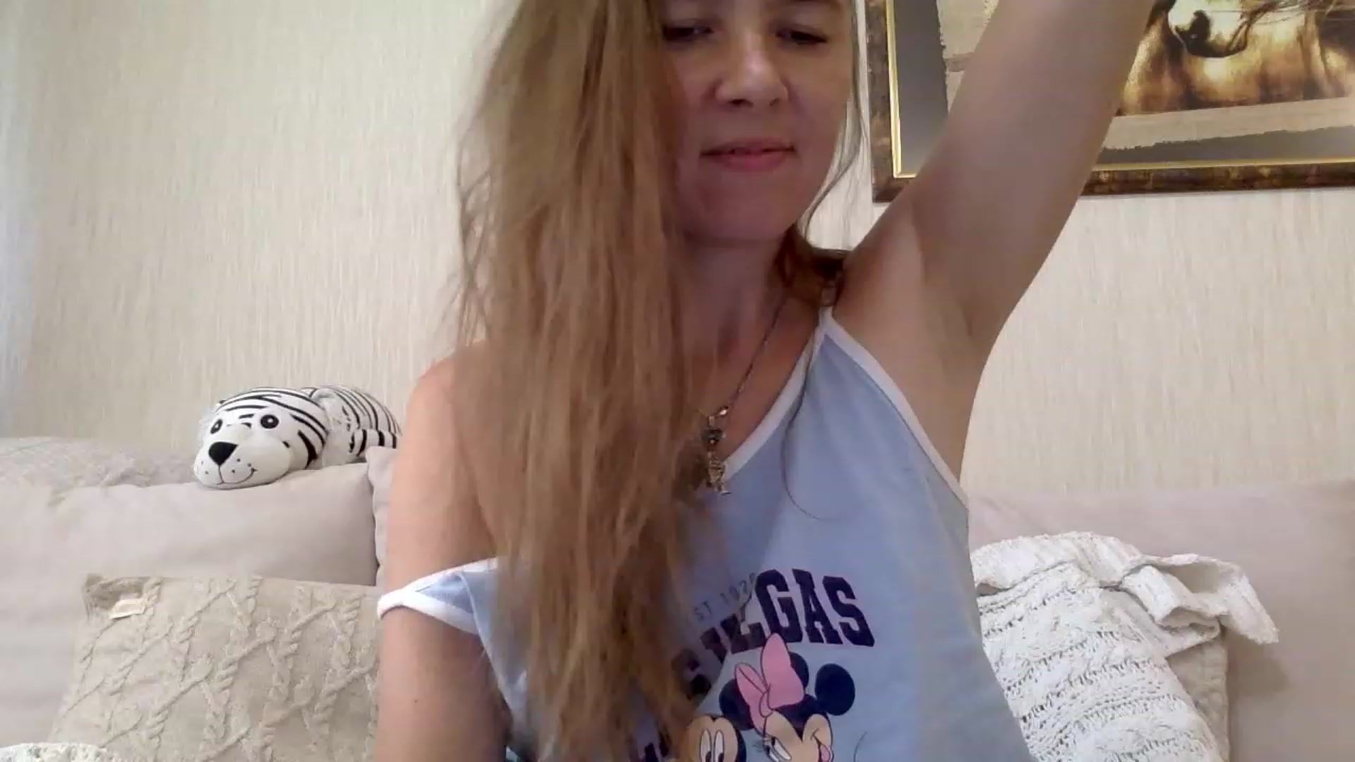 Gallery image thumbnail from KITTENGER's myfreecams stream on, 06/09/2023, 16:43 image 7 of 20