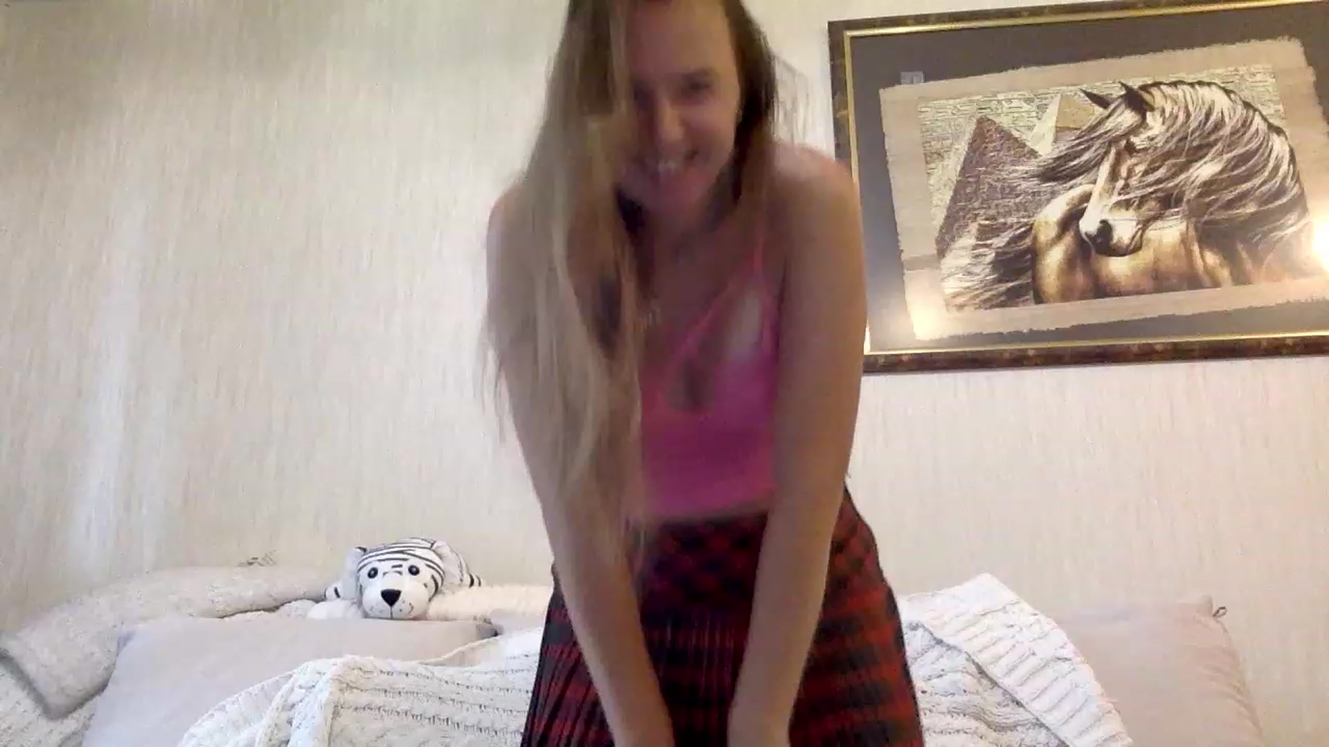 Gallery image thumbnail from KITTENGER's myfreecams stream on, 07/12/2023, 12:17 image 2 of 20