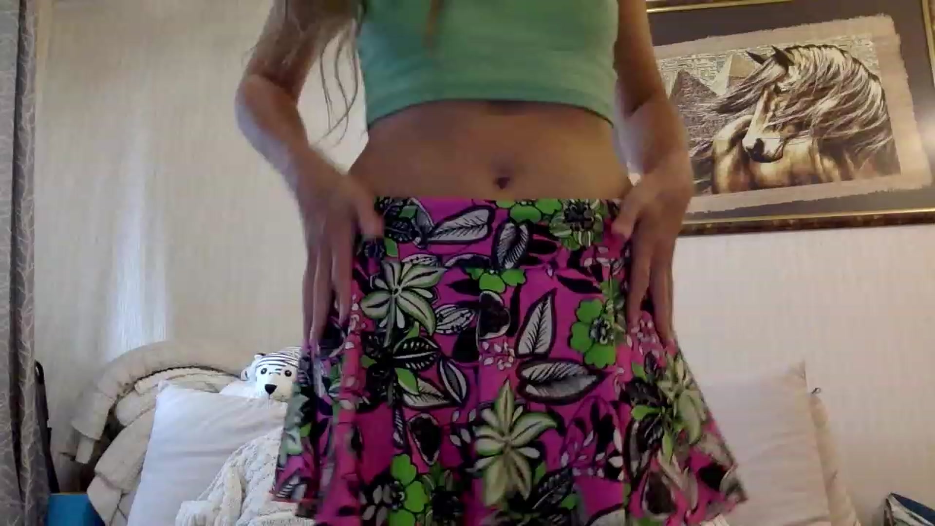 Gallery image thumbnail from KITTENGER's myfreecams stream on, 08/14/2023, 13:35 image 13 of 20