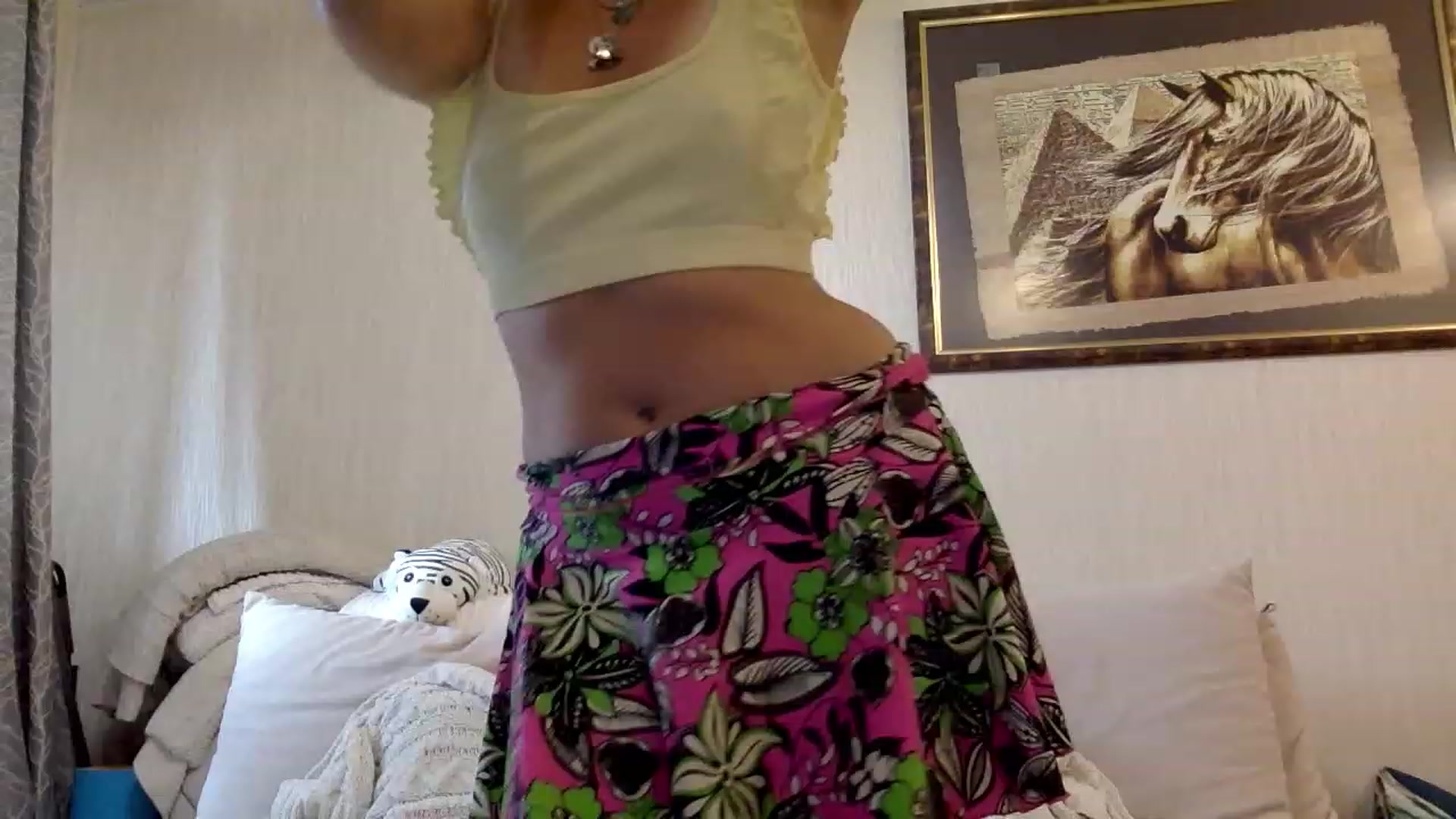 Gallery image thumbnail from KITTENGER's myfreecams stream on, 08/14/2023, 13:35 image 19 of 20