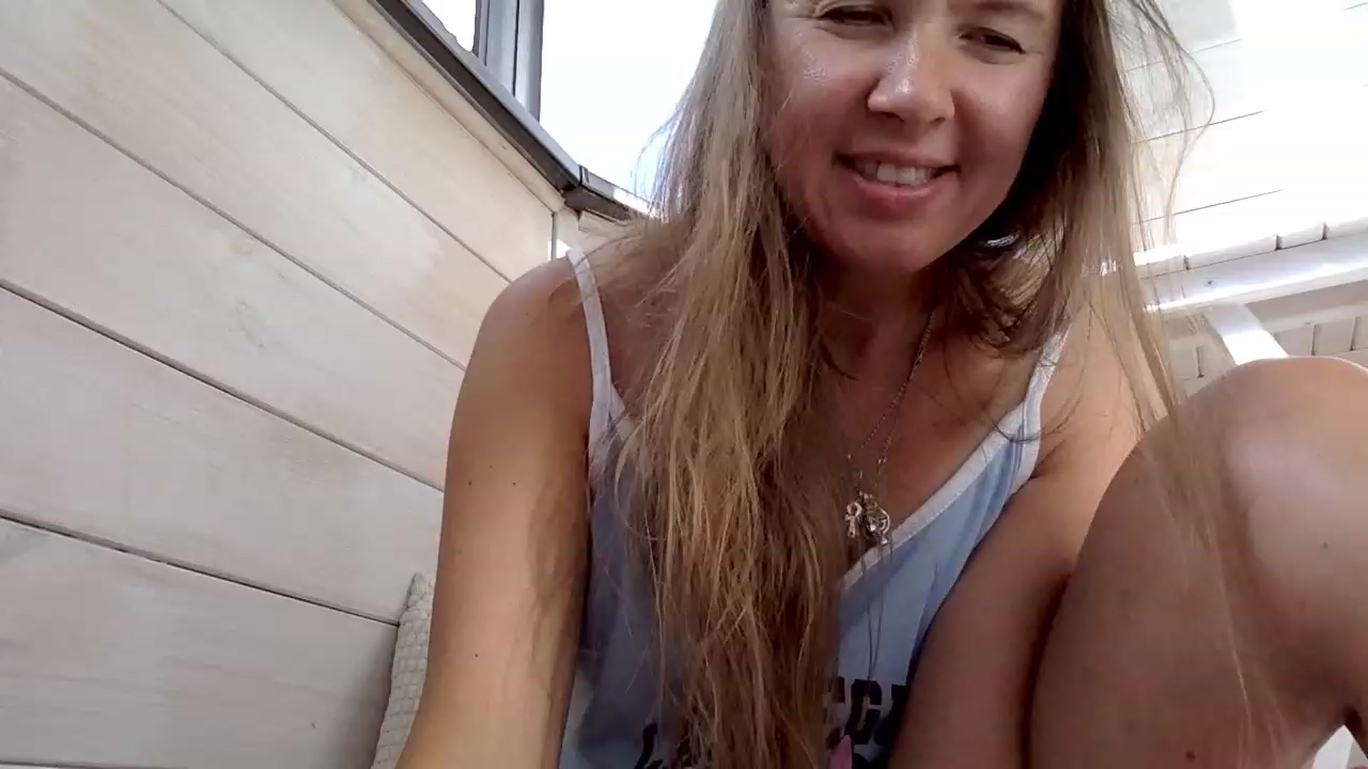Gallery image thumbnail from KITTENGER's myfreecams stream on, 08/22/2023, 12:24 image 17 of 20