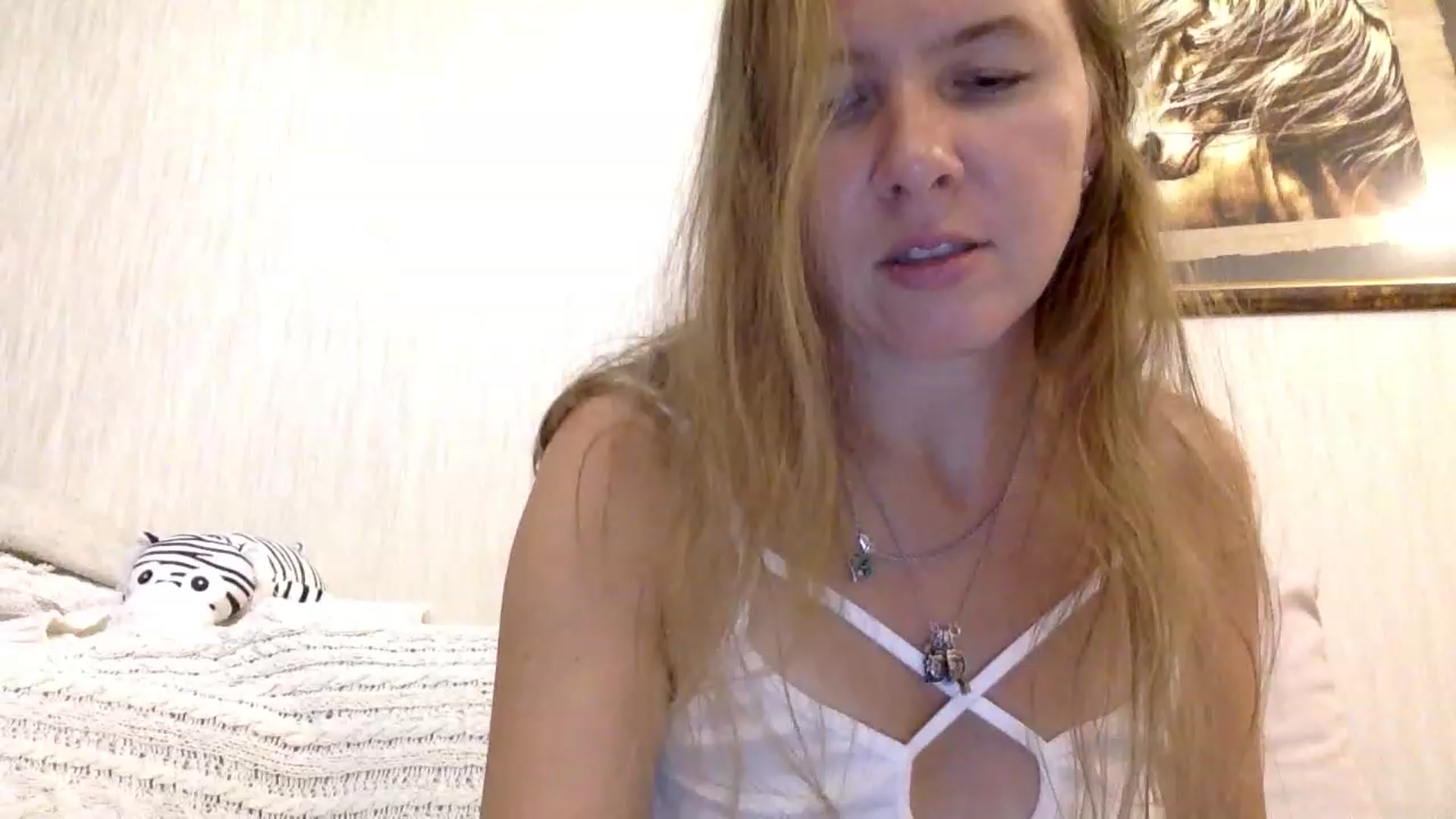 Gallery image thumbnail from KITTENGER's myfreecams stream on, 08/26/2023, 17:21 image 16 of 20