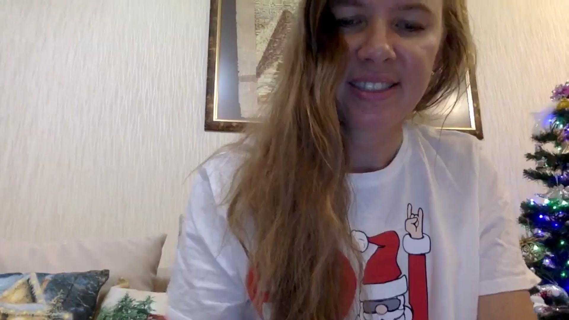 Gallery image thumbnail from KITTENGER's myfreecams stream on, 12/25/2024, 12:23 image 14 of 20