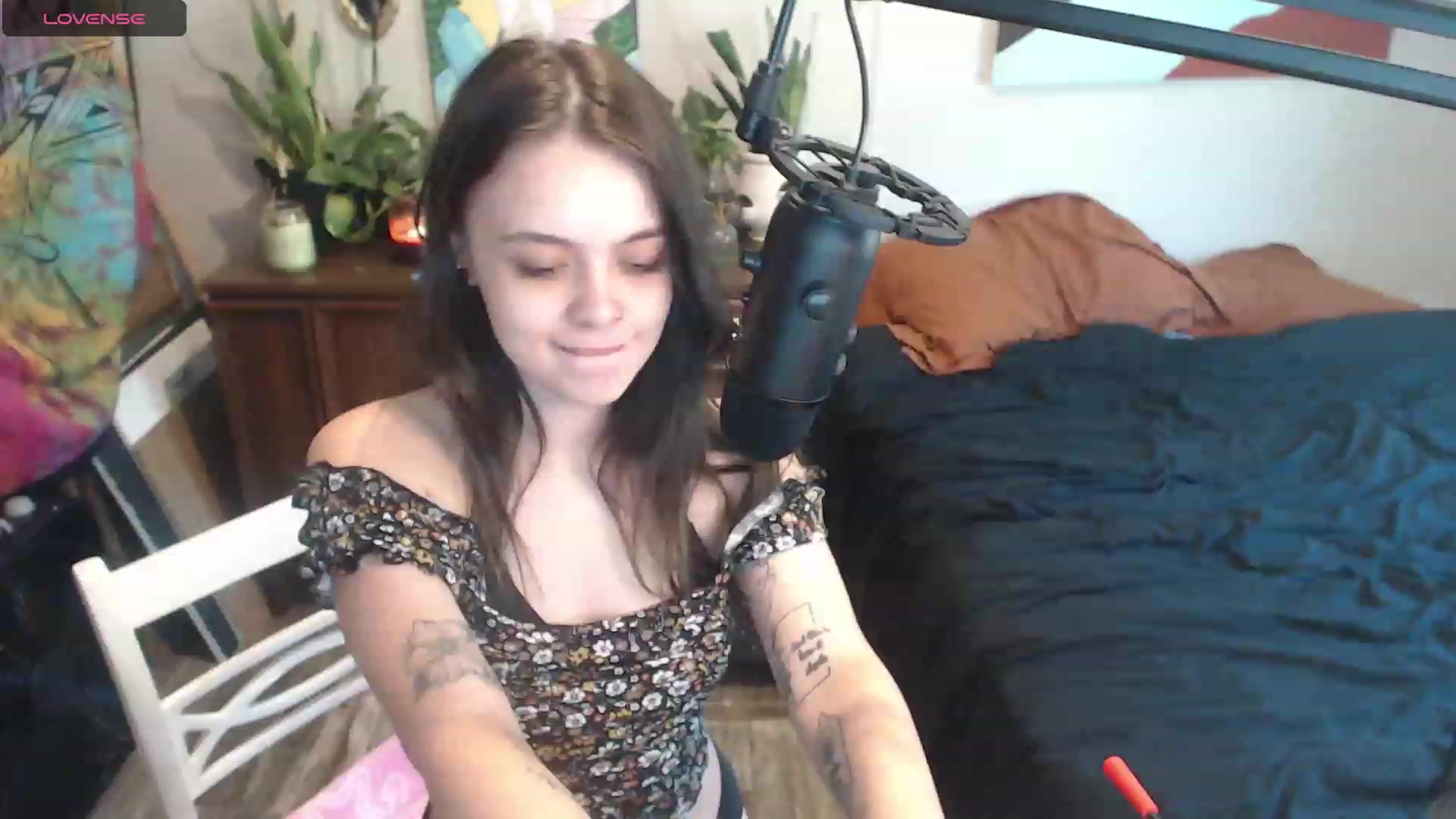 Gallery image thumbnail from KKayKitten's myfreecams stream on, 09/13/2023, 19:17 image 5 of 20