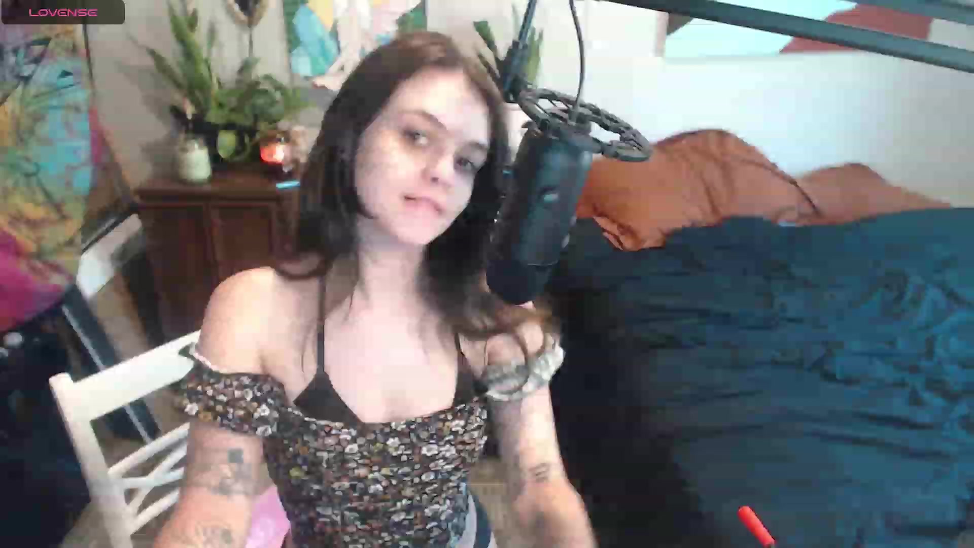 Gallery image thumbnail from KKayKitten's myfreecams stream on, 09/13/2023, 19:17 image 13 of 20