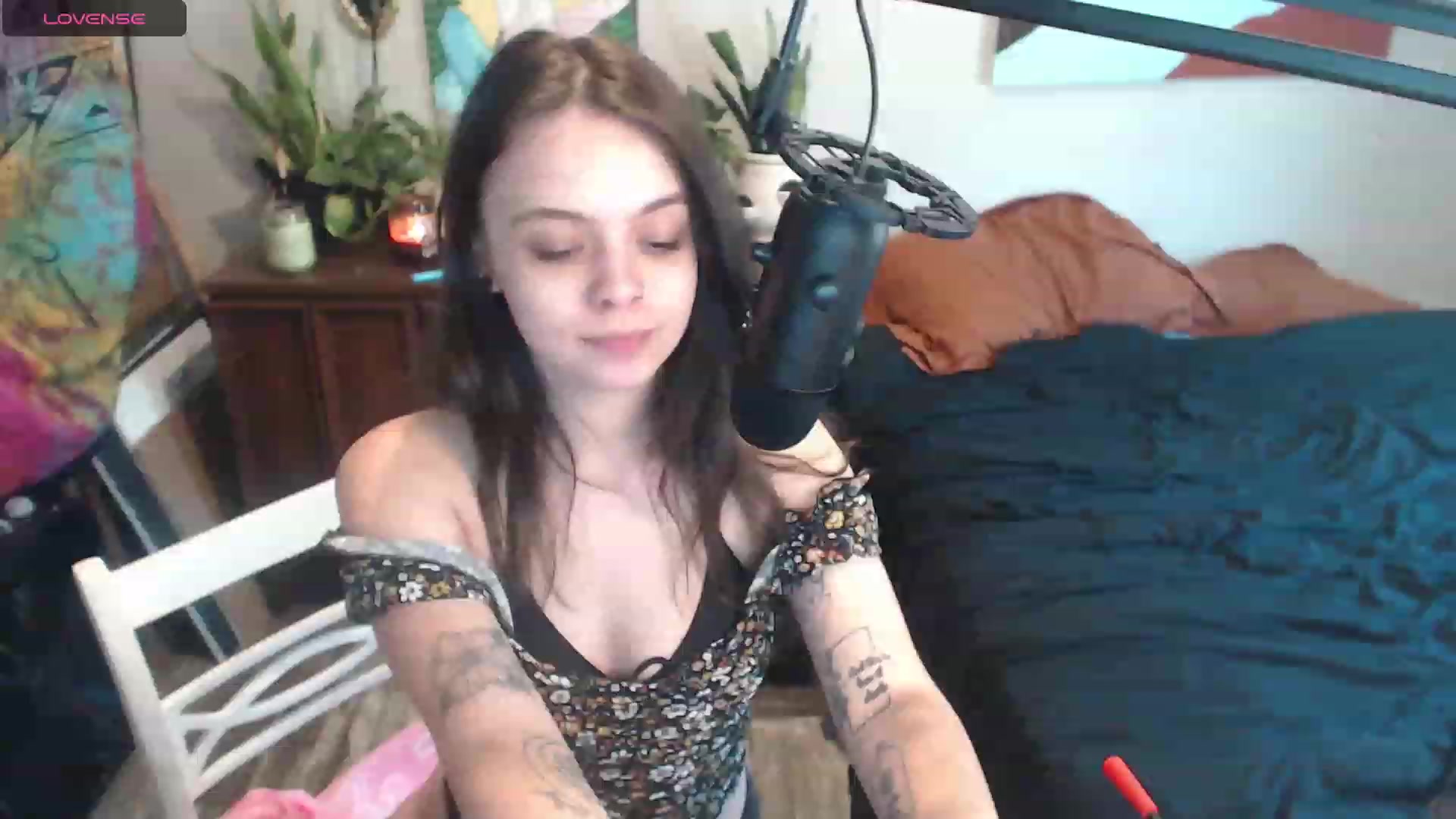 Gallery image thumbnail from KKayKitten's myfreecams stream on, 09/13/2023, 19:17 image 16 of 20