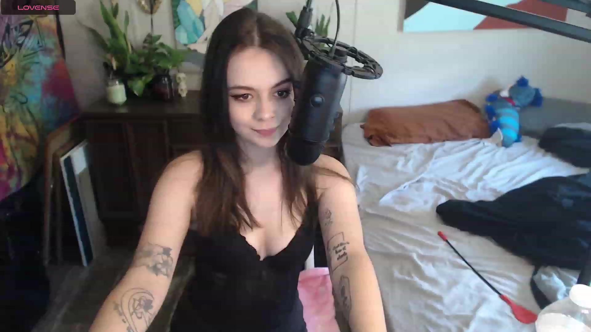 Gallery image thumbnail from KKayKitten's myfreecams stream on, 09/18/2023, 19:11 image 3 of 20