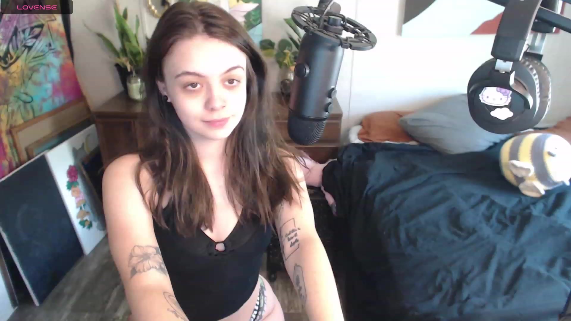 Gallery image thumbnail from KKayKitten's myfreecams stream on, 10/02/2023, 18:32 image 13 of 20
