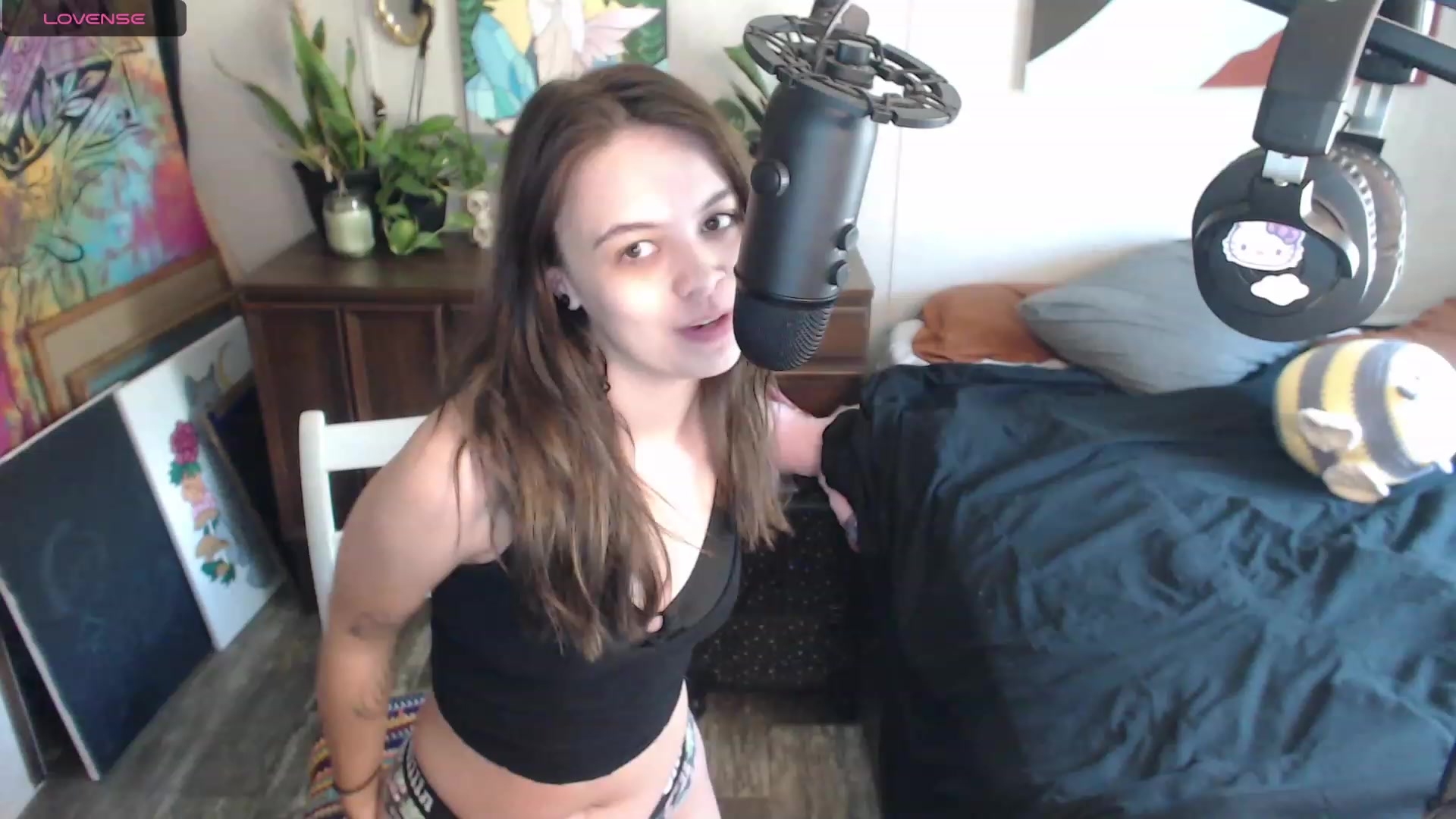 Gallery image thumbnail from KKayKitten's myfreecams stream on, 10/02/2023, 18:32 image 16 of 20