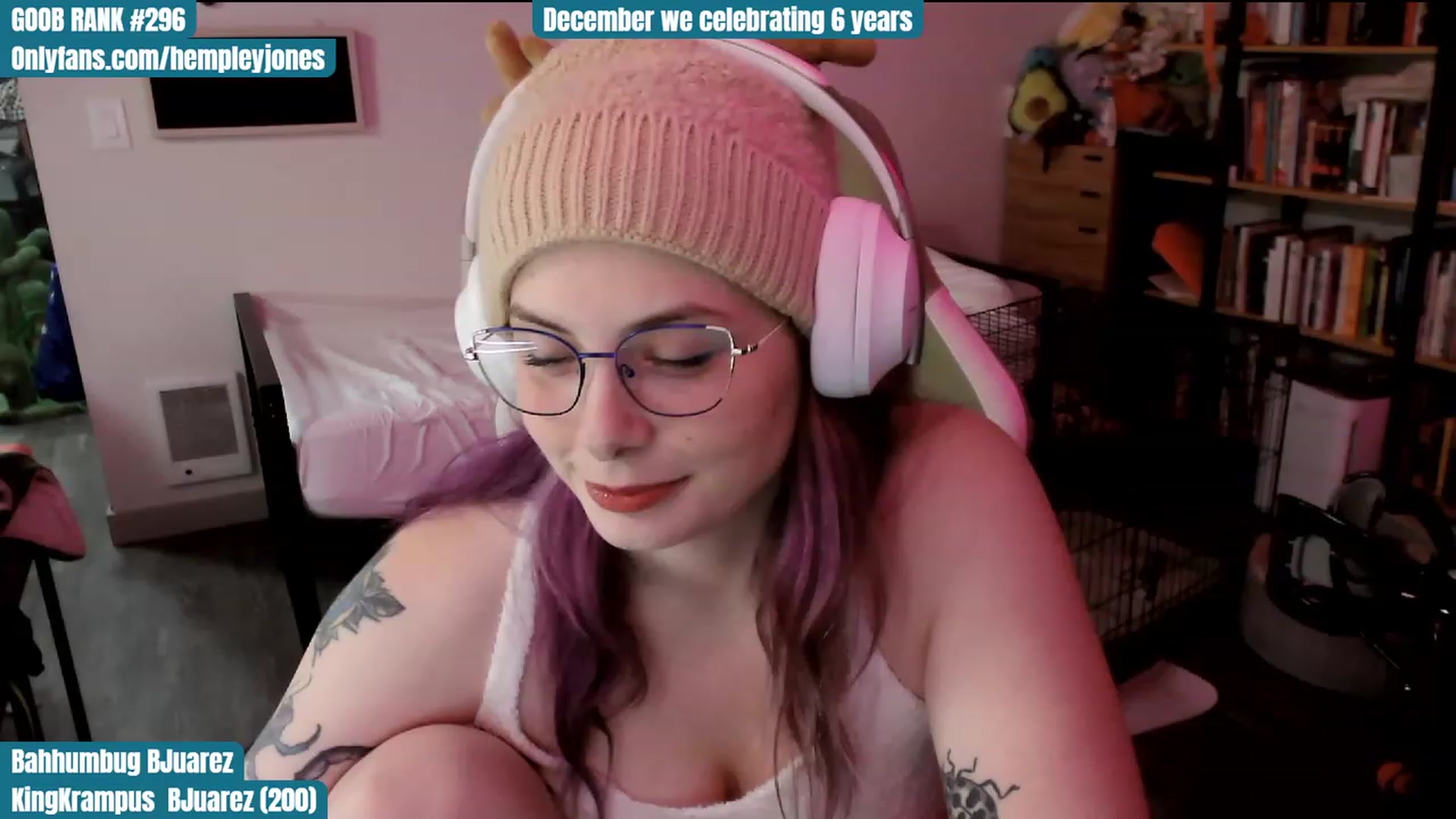 Gallery image thumbnail from KRAMPUSSY's myfreecams stream on, 12/09/2023, 02:04 image 10 of 20
