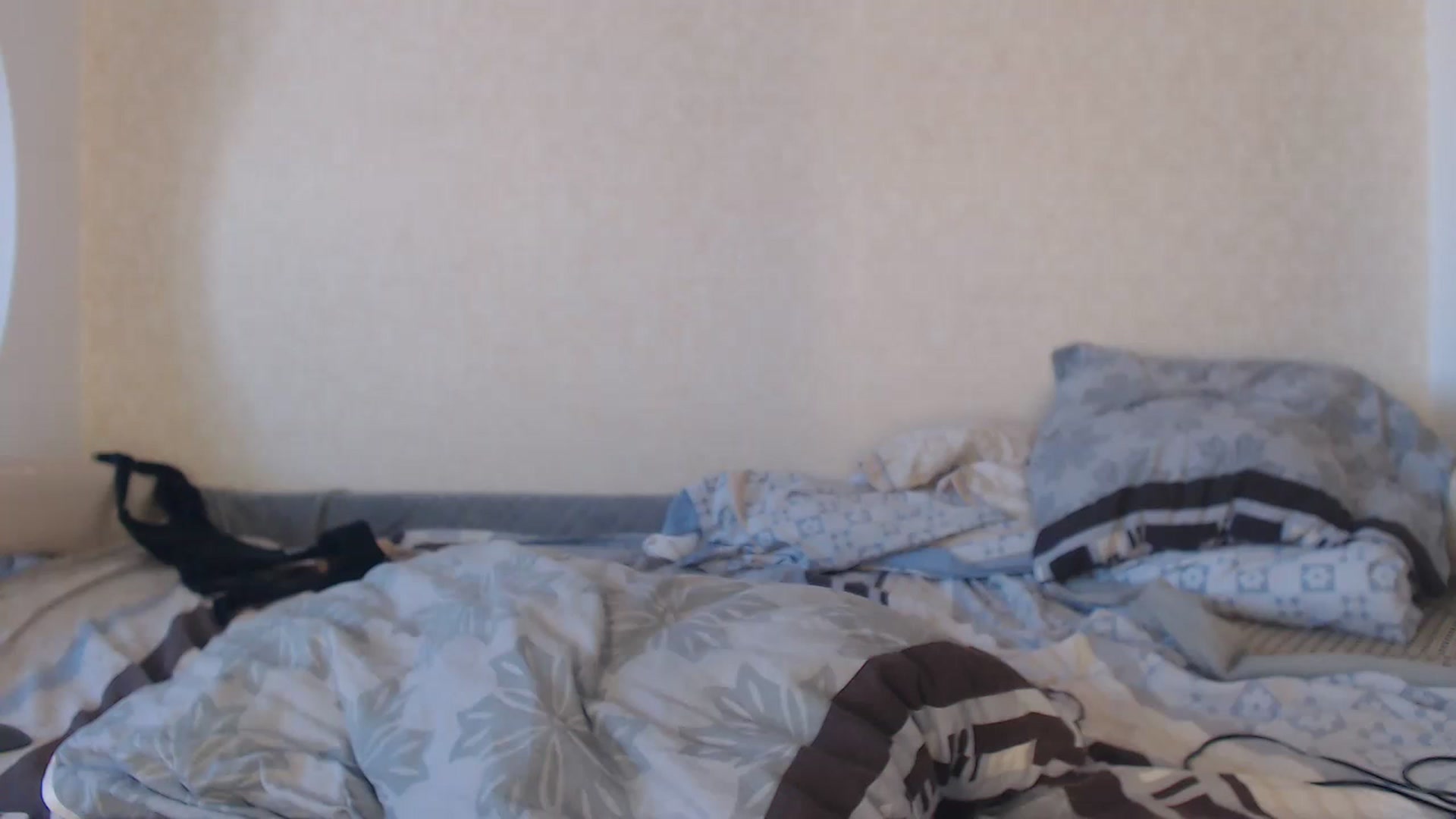 Gallery image thumbnail from KRISLITE's myfreecams stream on, 11/23/2022, 09:56 image 8 of 20