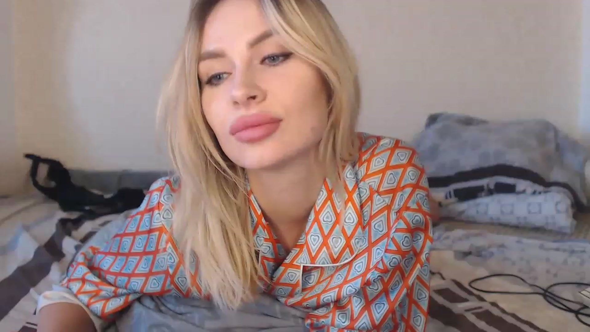 Gallery image thumbnail from KRISLITE's myfreecams stream on, 11/23/2022, 09:56 image 15 of 20
