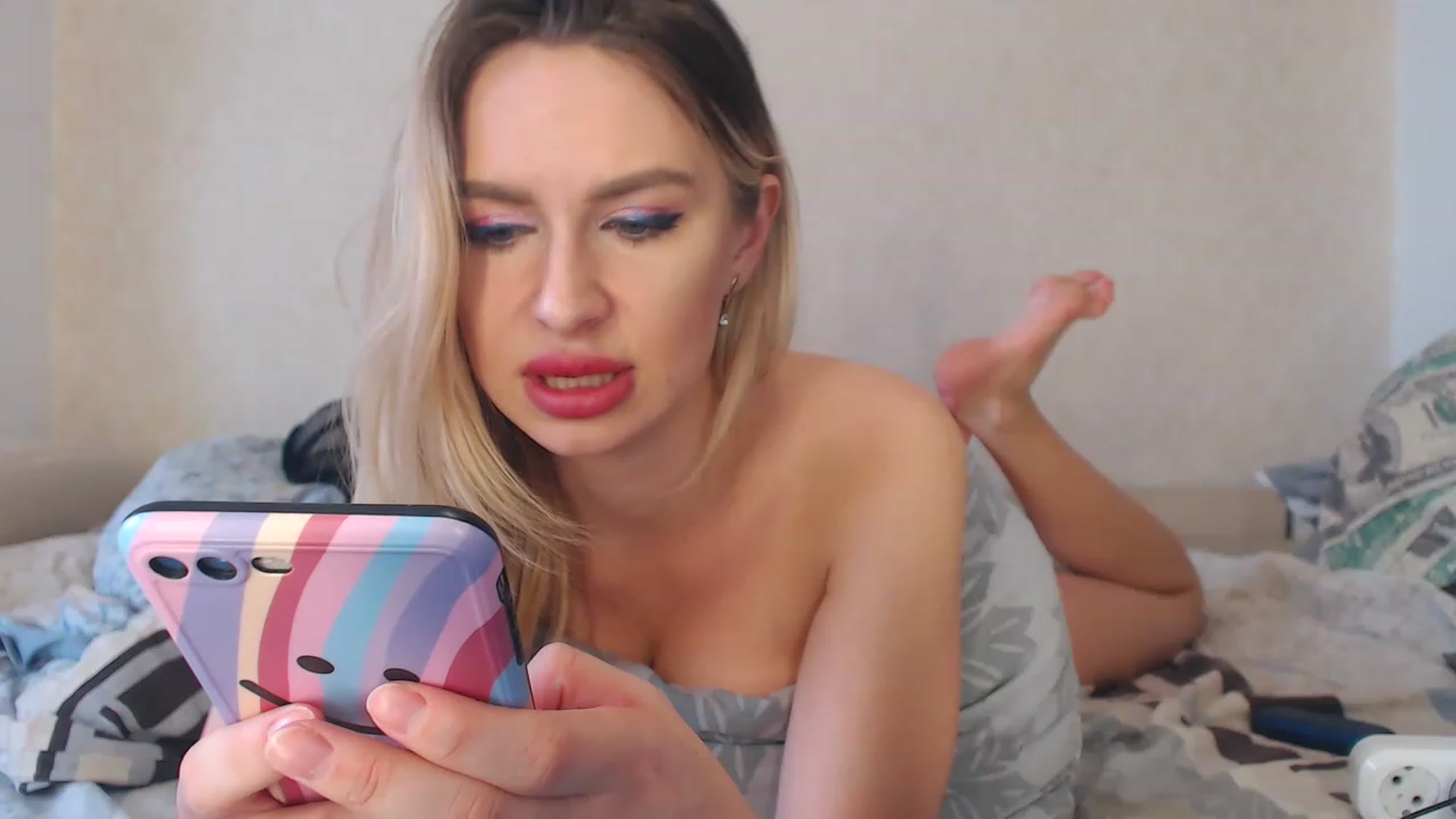 Gallery image thumbnail from KRISLITE's myfreecams stream on, 01/23/2023, 08:24 image 8 of 20