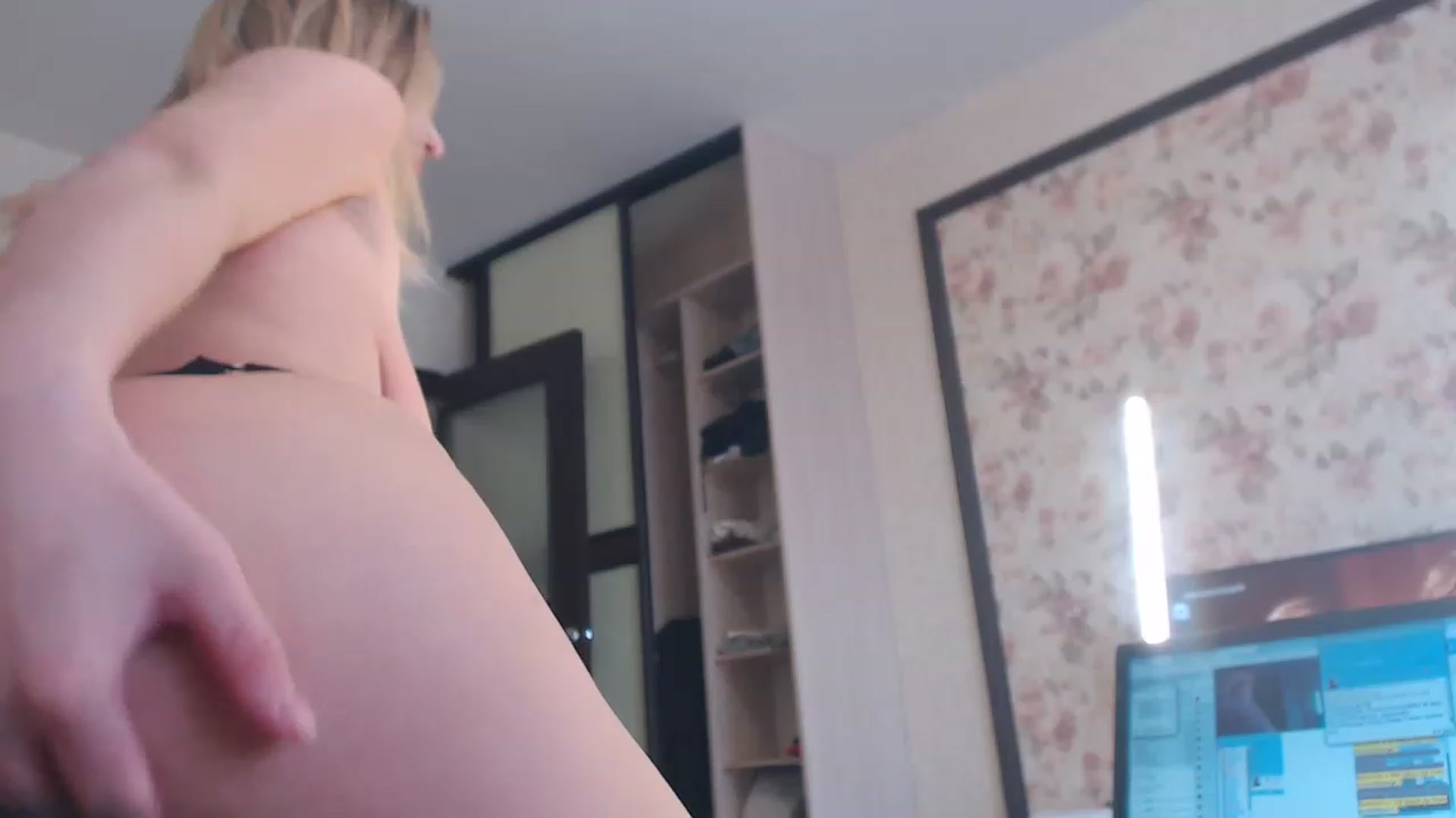Gallery image thumbnail from KRISLITE's myfreecams stream on, 01/23/2023, 08:24 image 3 of 20