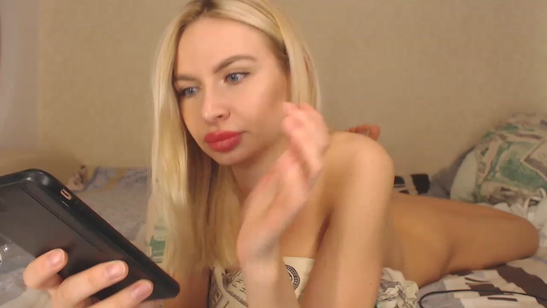 Gallery image thumbnail from KRISLITE's myfreecams stream on, 02/24/2023, 17:05 image 12 of 20