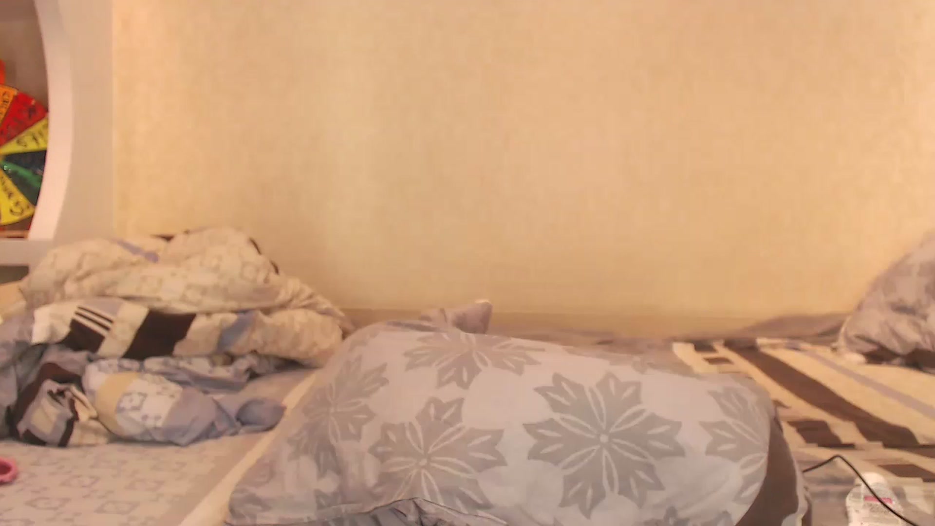 Gallery image thumbnail from KRISLITE's myfreecams stream on, 03/25/2023, 15:54 image 10 of 20