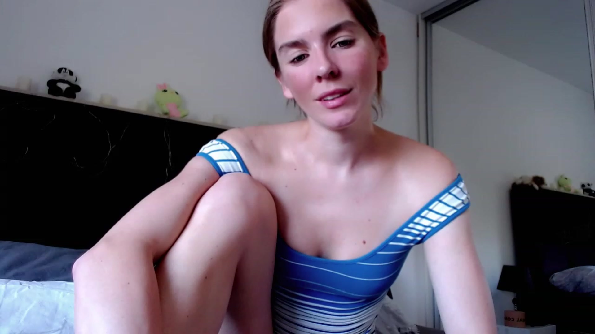 Gallery image thumbnail from K_I_A's myfreecams stream on, 07/10/2023, 15:07 image 7 of 20