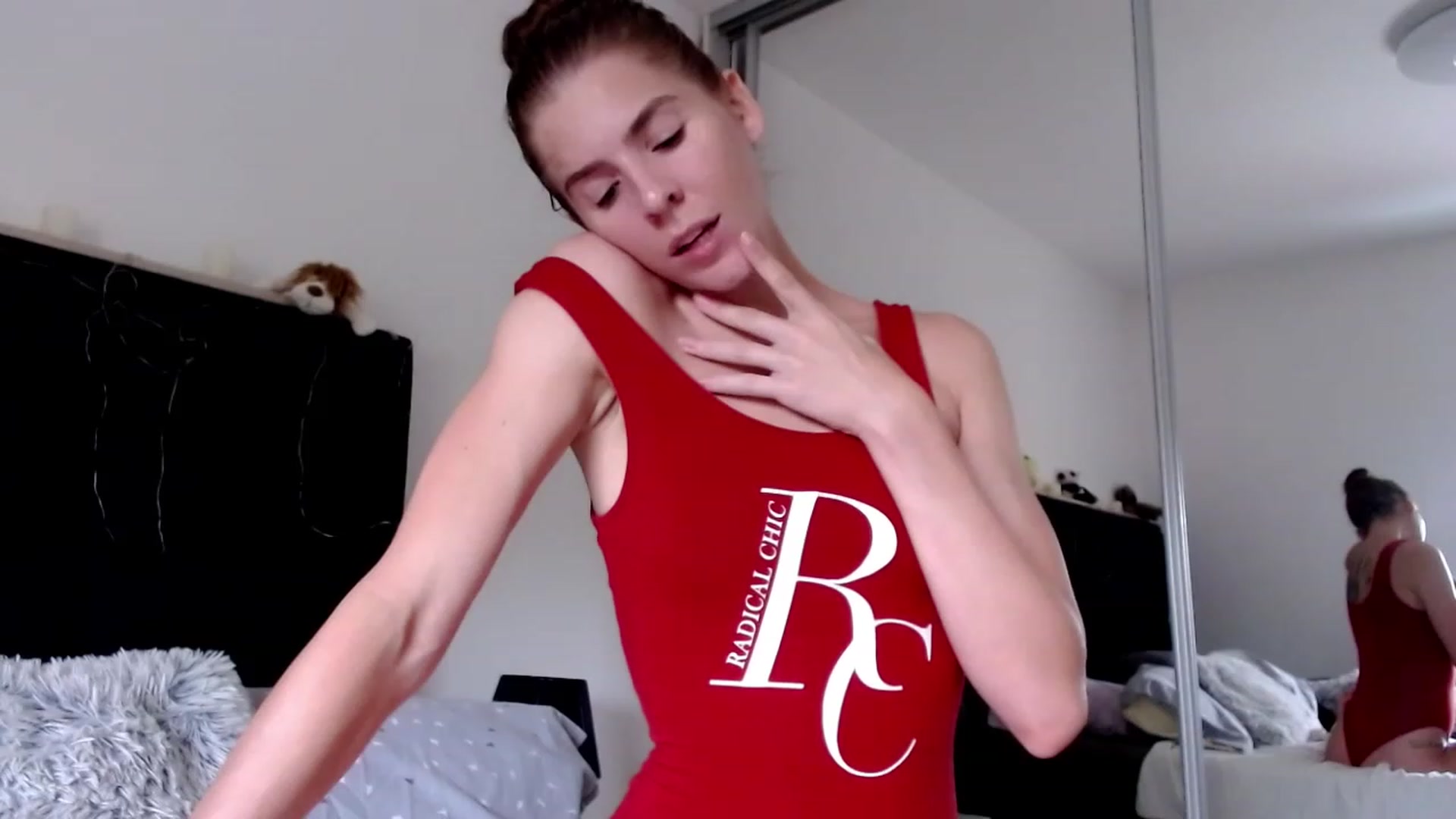 Gallery image thumbnail from K_I_A's myfreecams stream on, 07/19/2023, 16:18 image 15 of 20