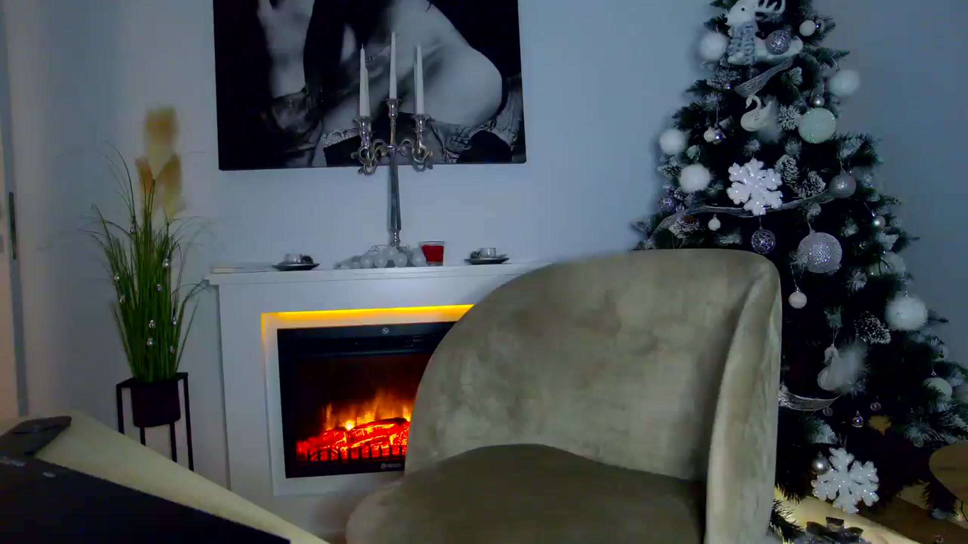 Gallery image thumbnail from K_KalIySya_S's myfreecams stream on, 12/14/2023, 18:23 image 20 of 20