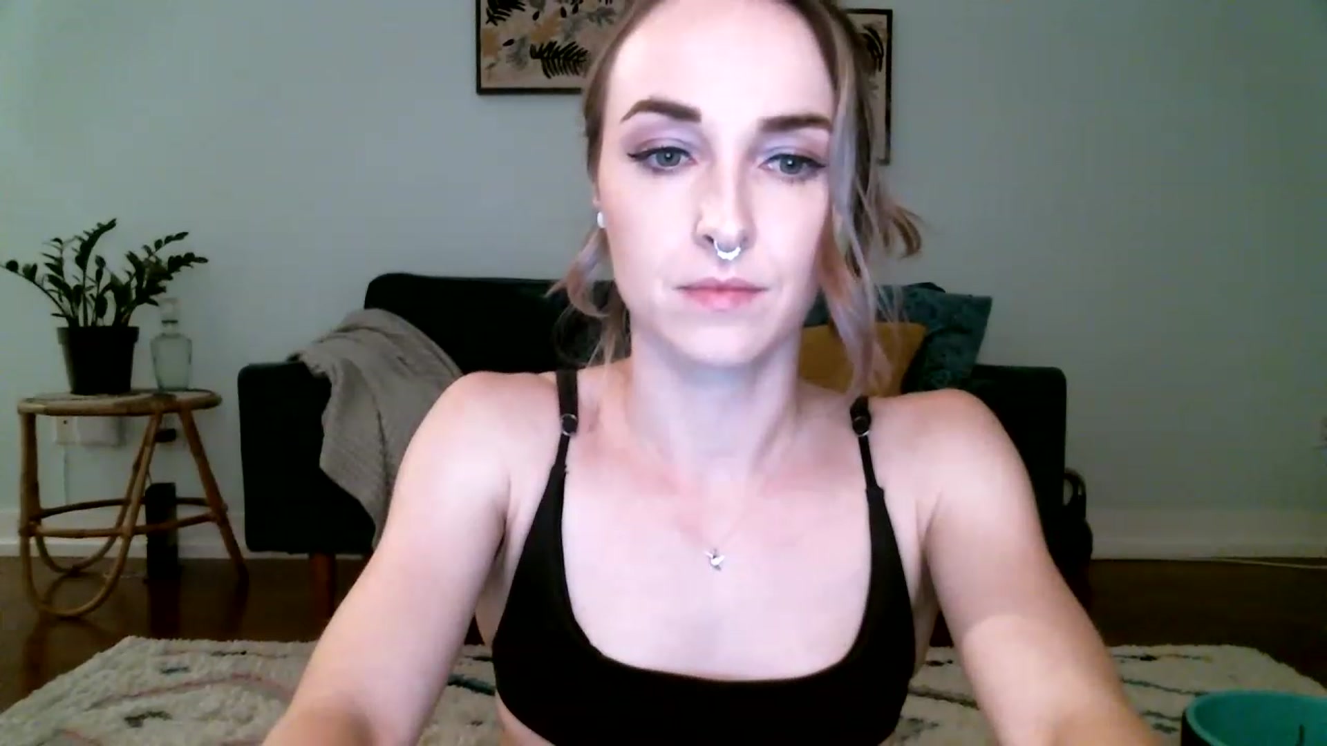 Gallery image thumbnail from K_O_A's myfreecams stream on, 11/21/2022, 08:16 image 20 of 20