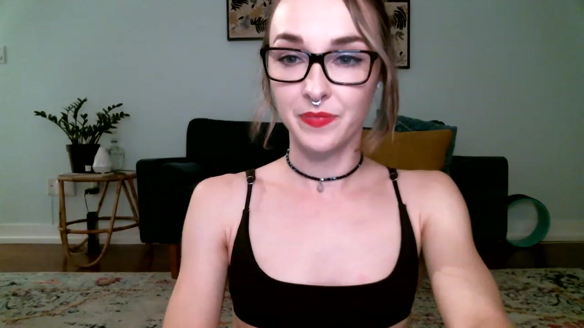 Gallery image thumbnail from K_O_A's myfreecams stream on, 11/28/2022, 07:45 image 14 of 20