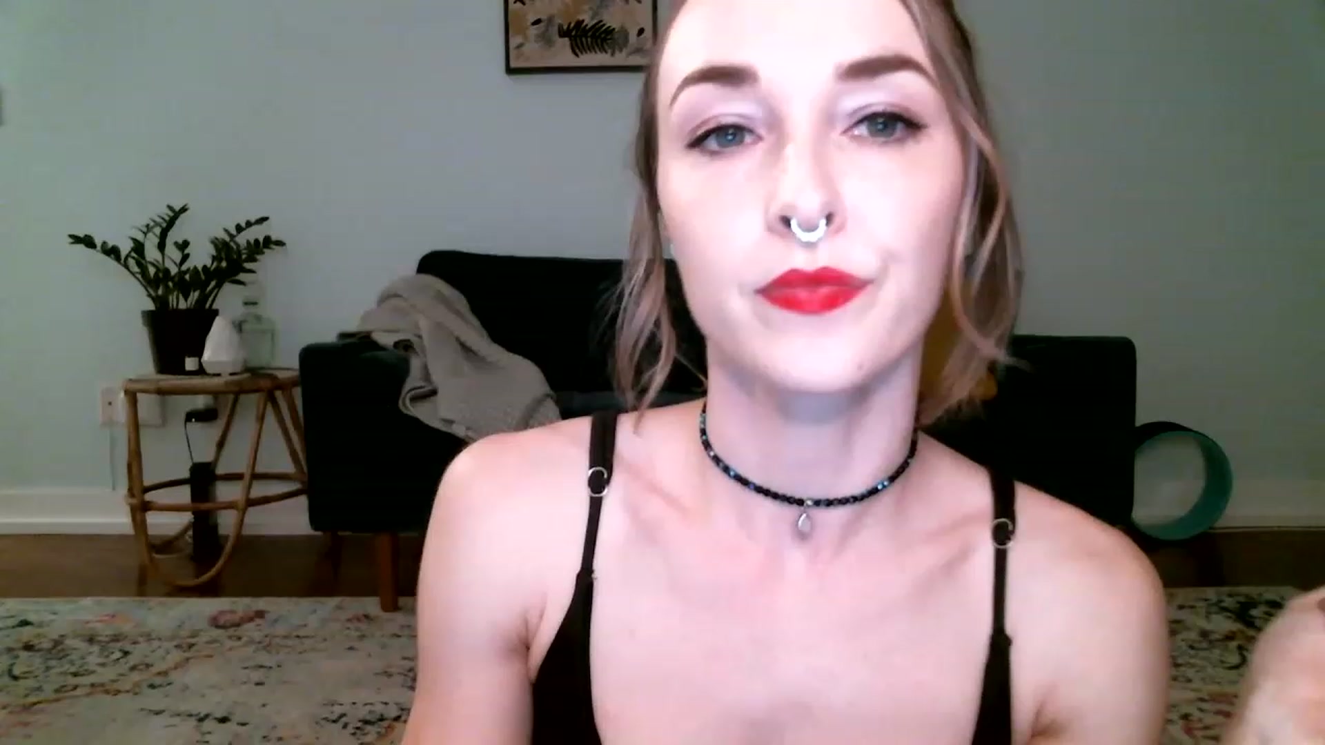 Gallery image thumbnail from K_O_A's myfreecams stream on, 11/28/2022, 07:45 image 1 of 20