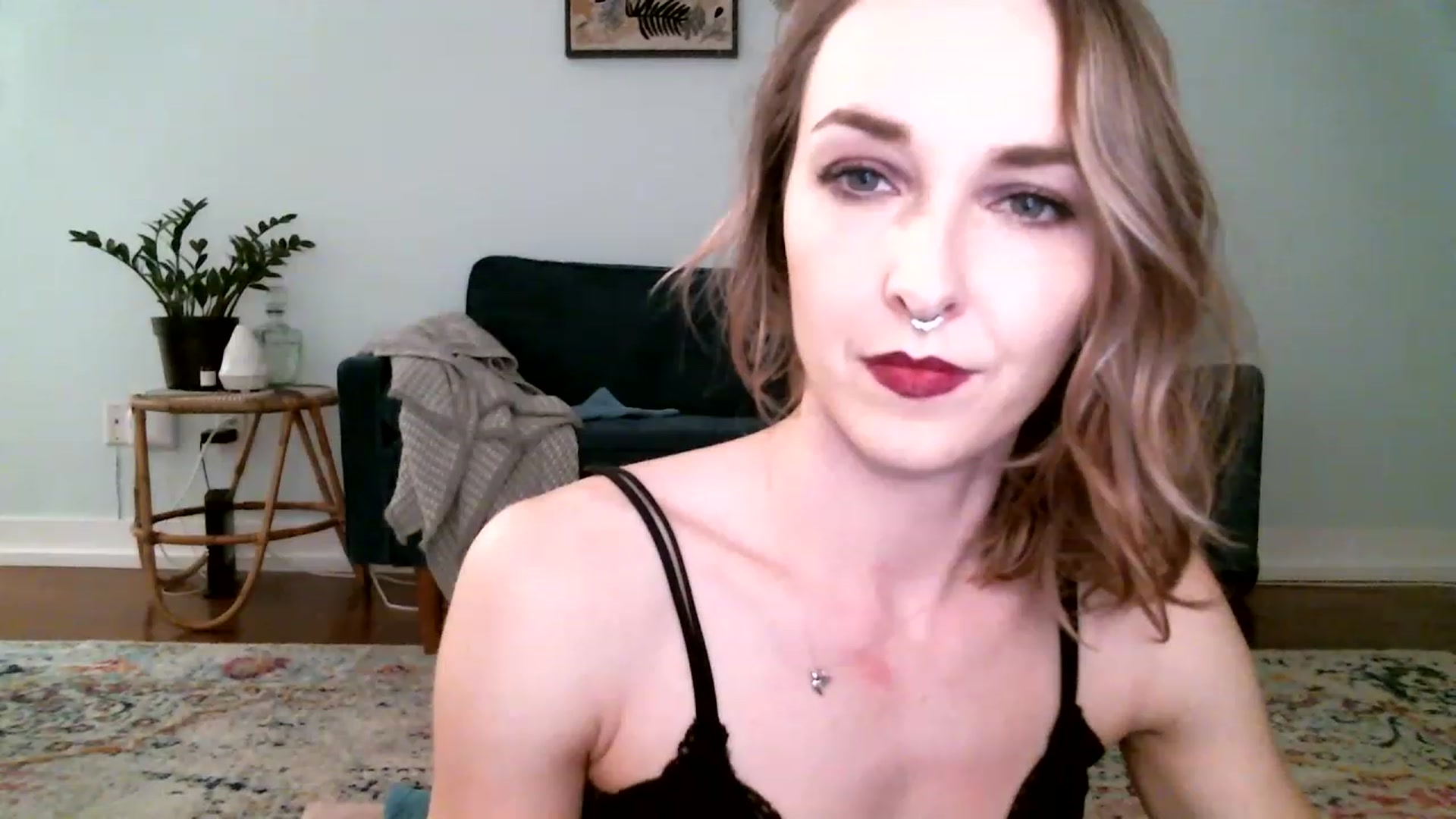 Gallery image thumbnail from K_O_A's myfreecams stream on, 11/29/2022, 05:47 image 15 of 20