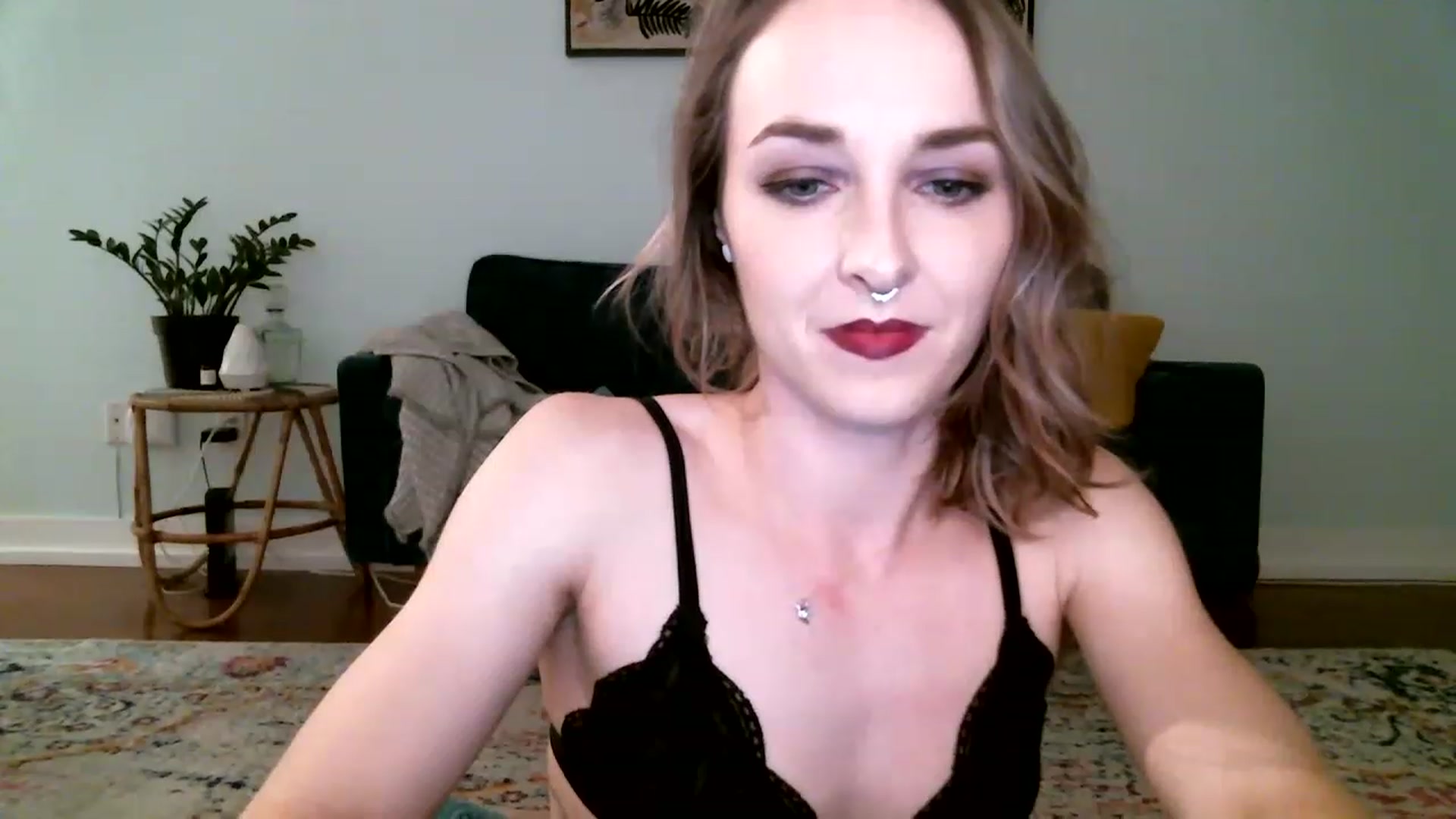 Gallery image thumbnail from K_O_A's myfreecams stream on, 11/29/2022, 05:47 image 16 of 20