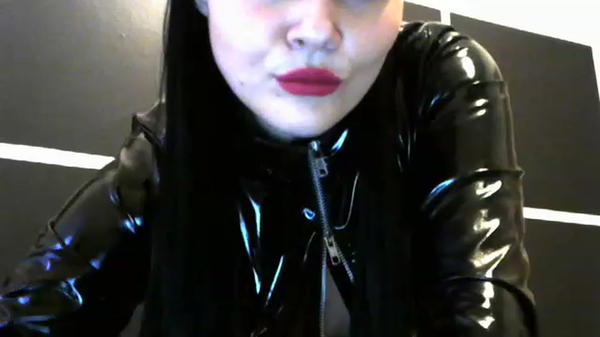 Gallery image thumbnail from K_Queen's myfreecams stream on, 04/06/2023, 16:54 image 14 of 20