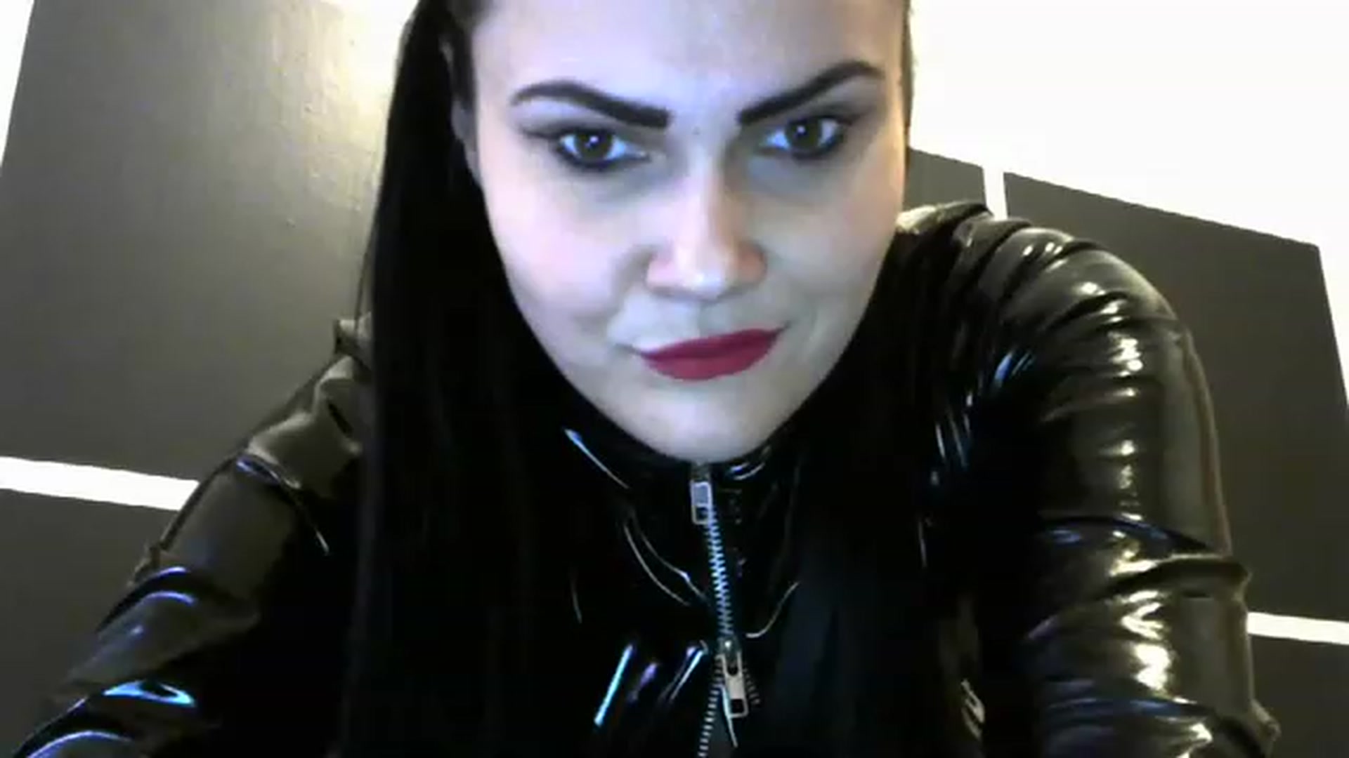 Gallery image thumbnail from K_Queen's myfreecams stream on, 04/06/2023, 16:54 image 11 of 20