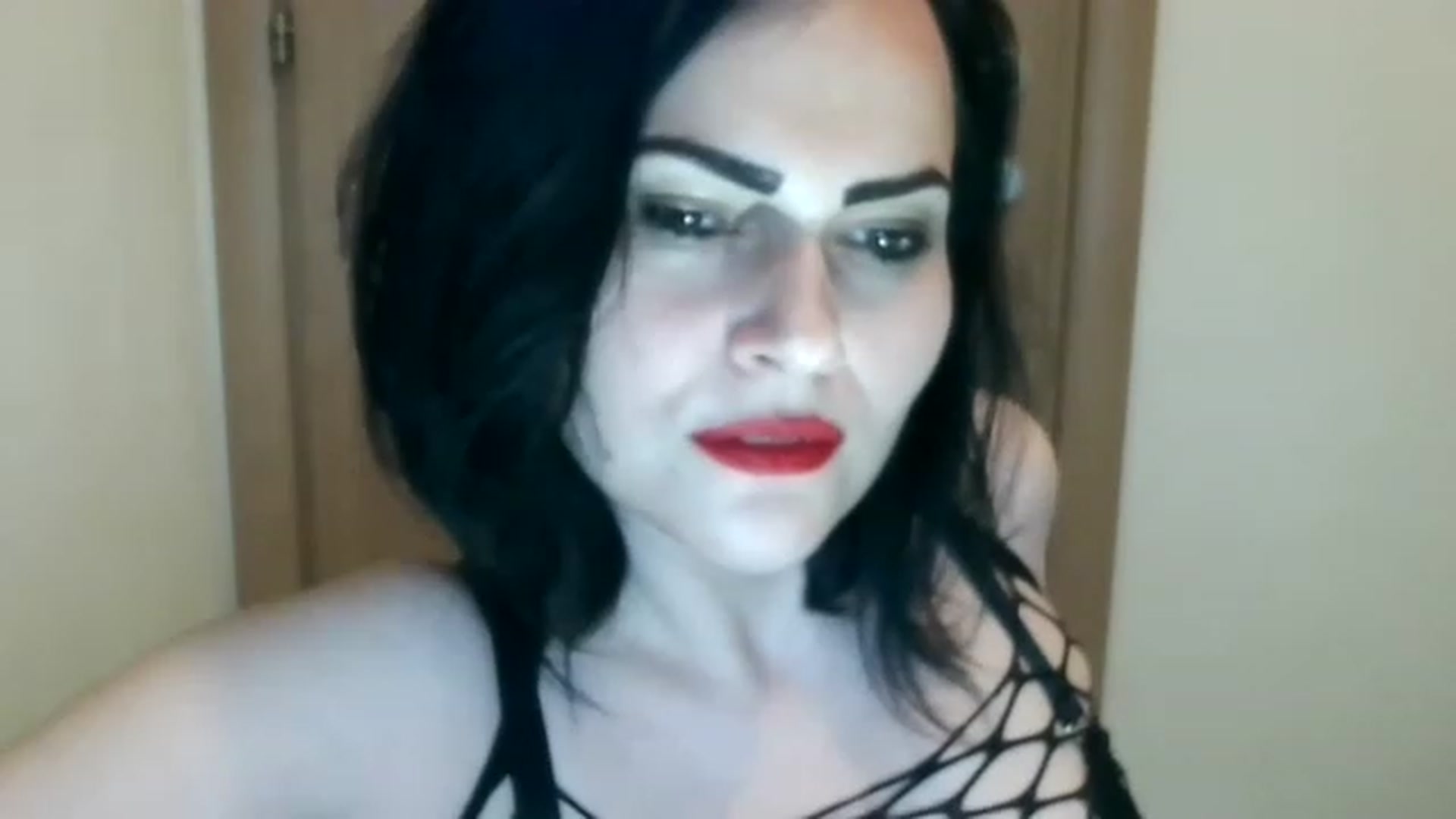 Gallery image thumbnail from K_Queen's myfreecams stream on, 06/25/2023, 17:55 image 6 of 20