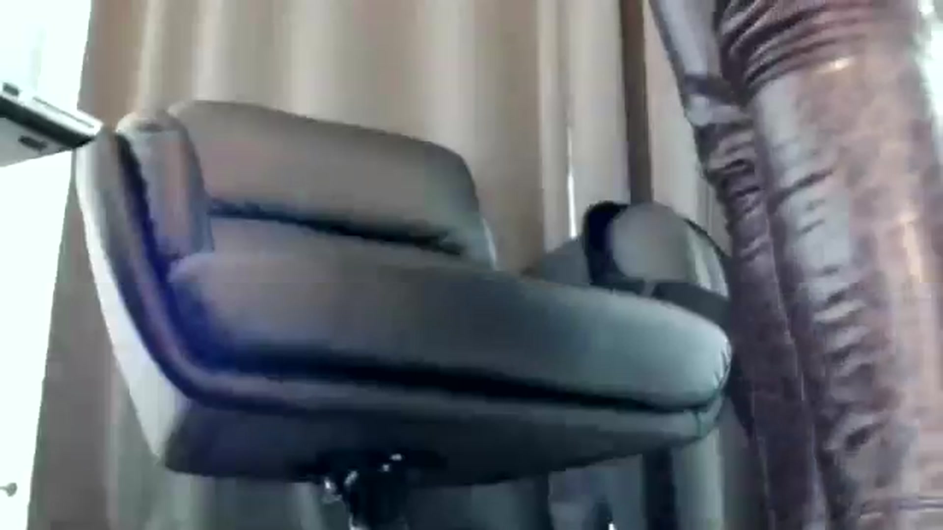 Gallery image thumbnail from K_Queen's myfreecams stream on, 09/16/2024, 09:33 image 5 of 20