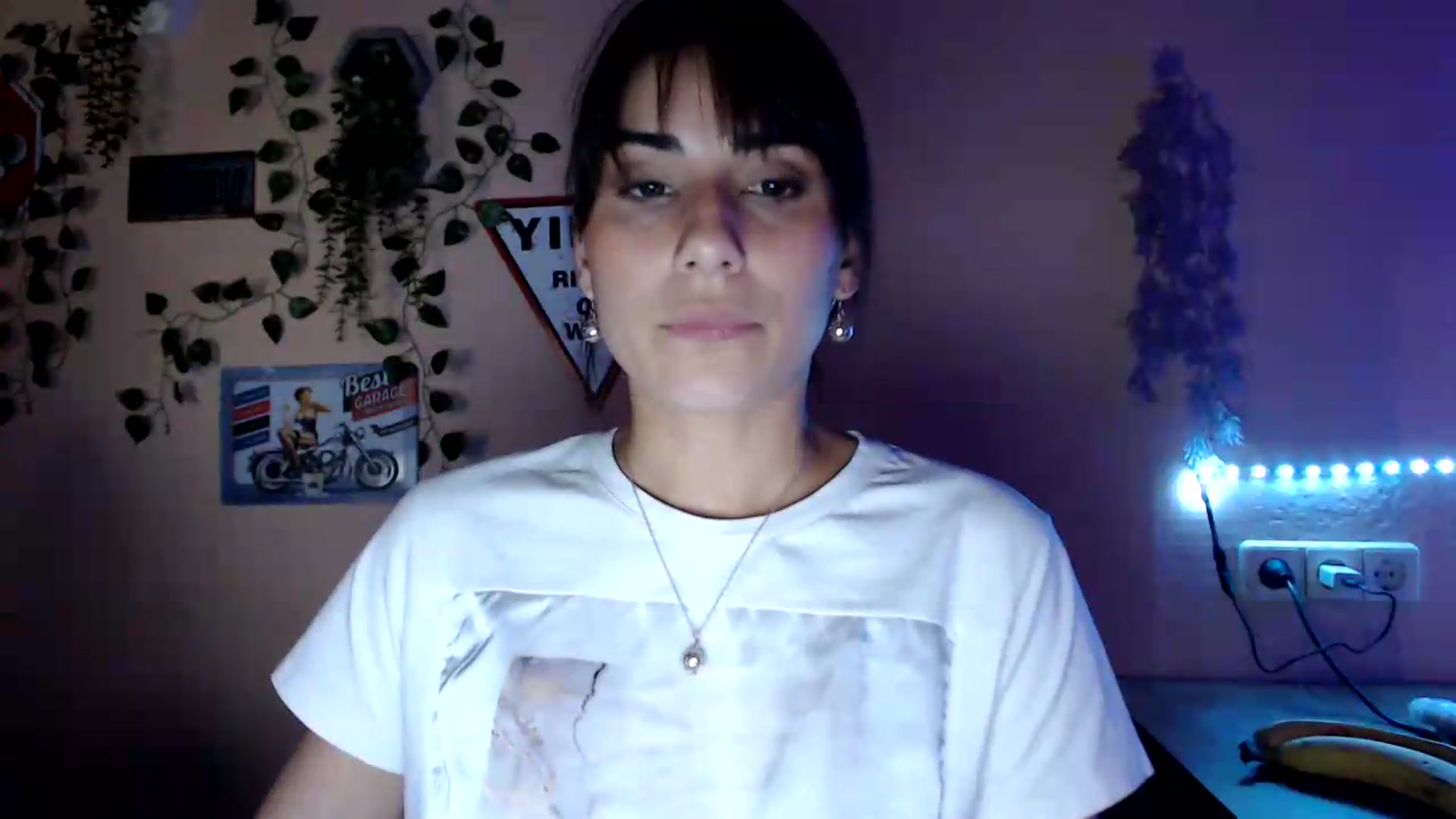 Gallery image thumbnail from K_Sandra's myfreecams stream on, 09/19/2026, 19:41 image 12 of 20