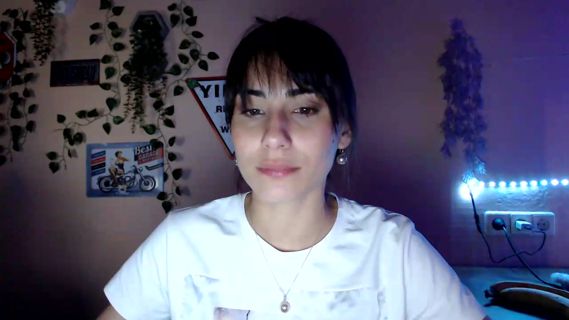 Gallery image thumbnail from K_Sandra's myfreecams stream on, 09/19/2026, 19:41 image 13 of 20