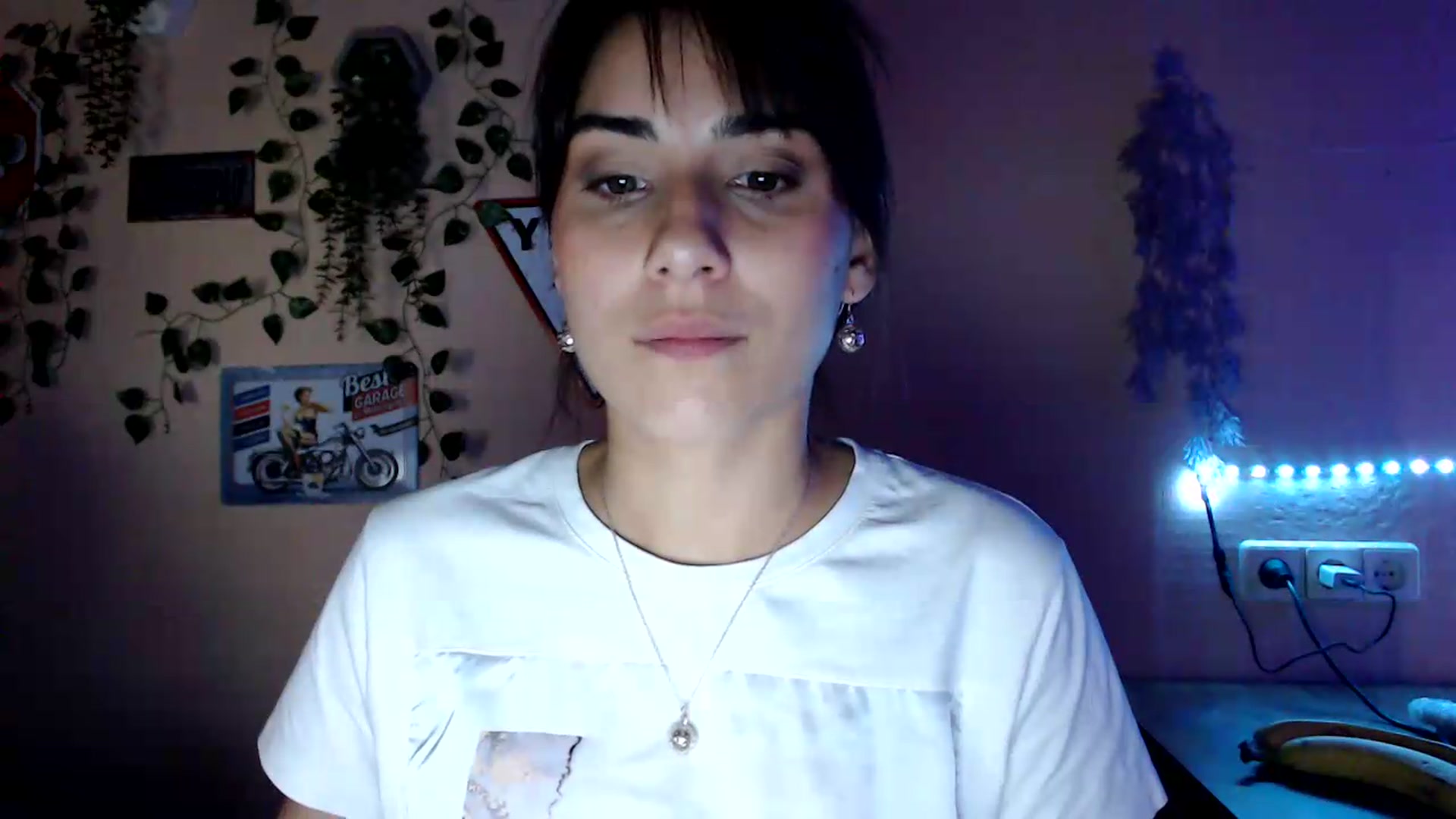 Gallery image thumbnail from K_Sandra's myfreecams stream on, 09/19/2026, 19:41 image 8 of 20